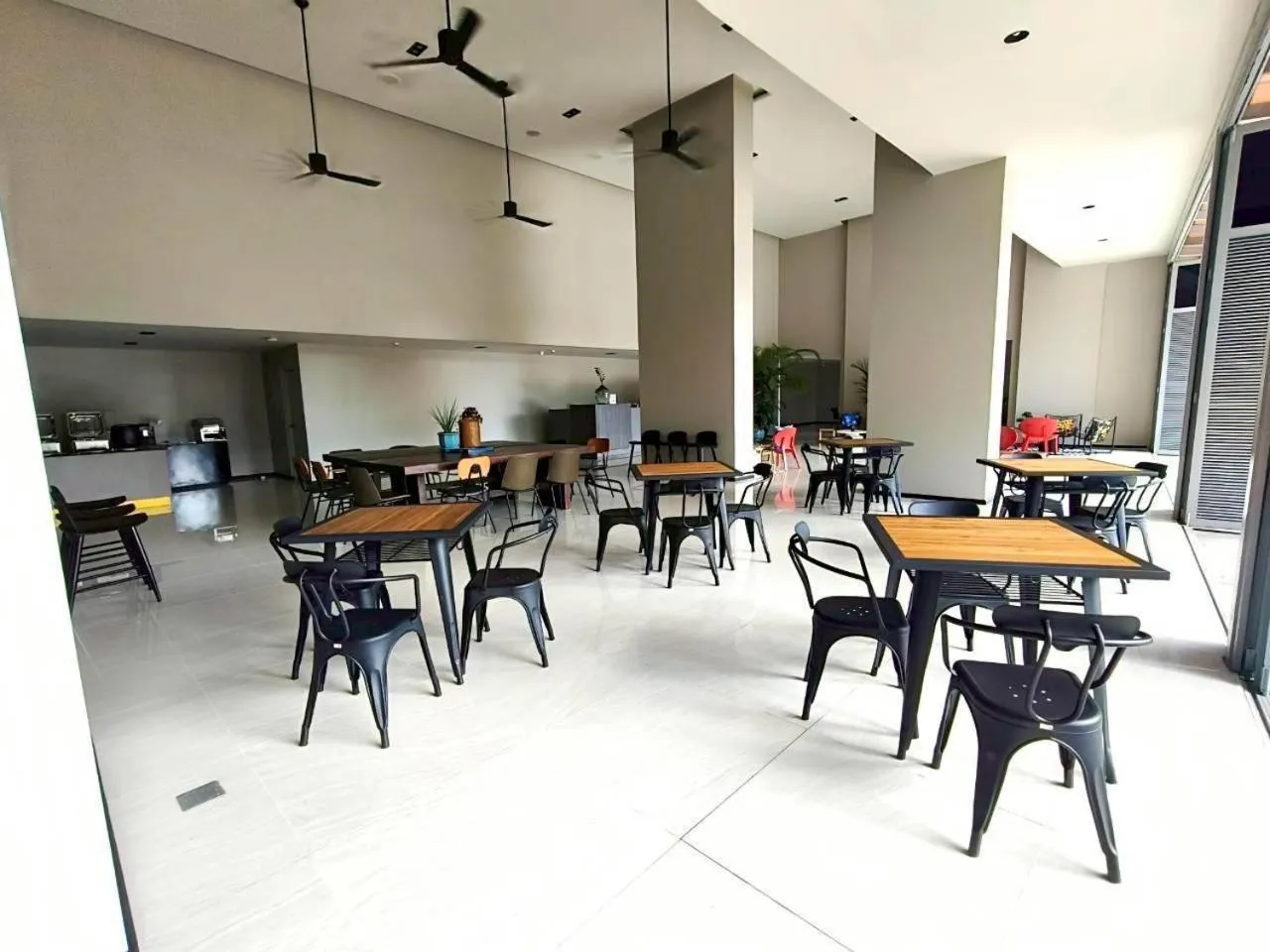 Breakfast in Beehive Boutique Hotel Phuket