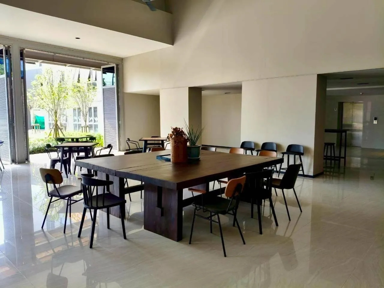 Breakfast in Beehive Boutique Hotel Phuket