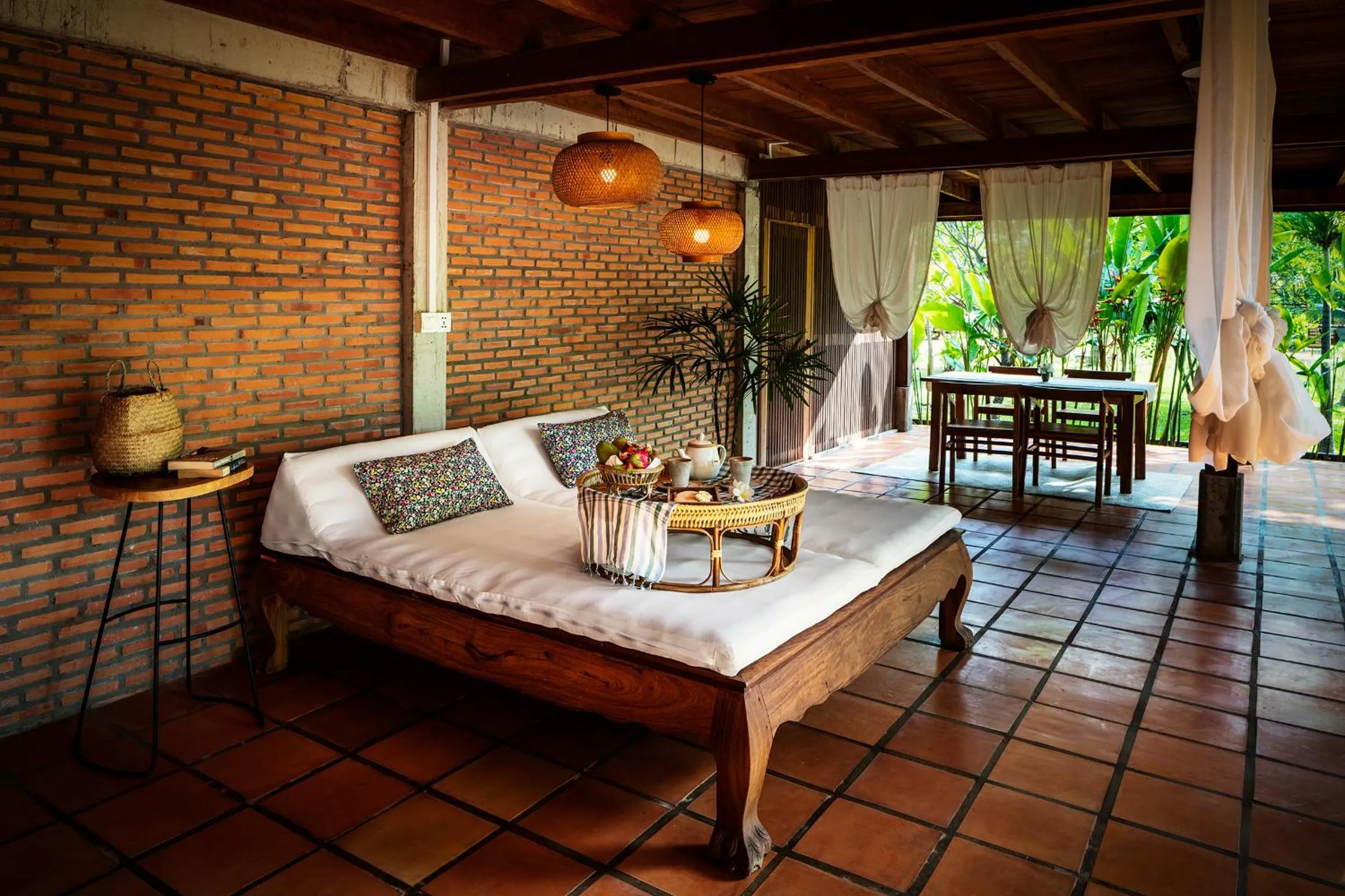 Facade/entrance, Bed in Farmhouse Resort & Spa