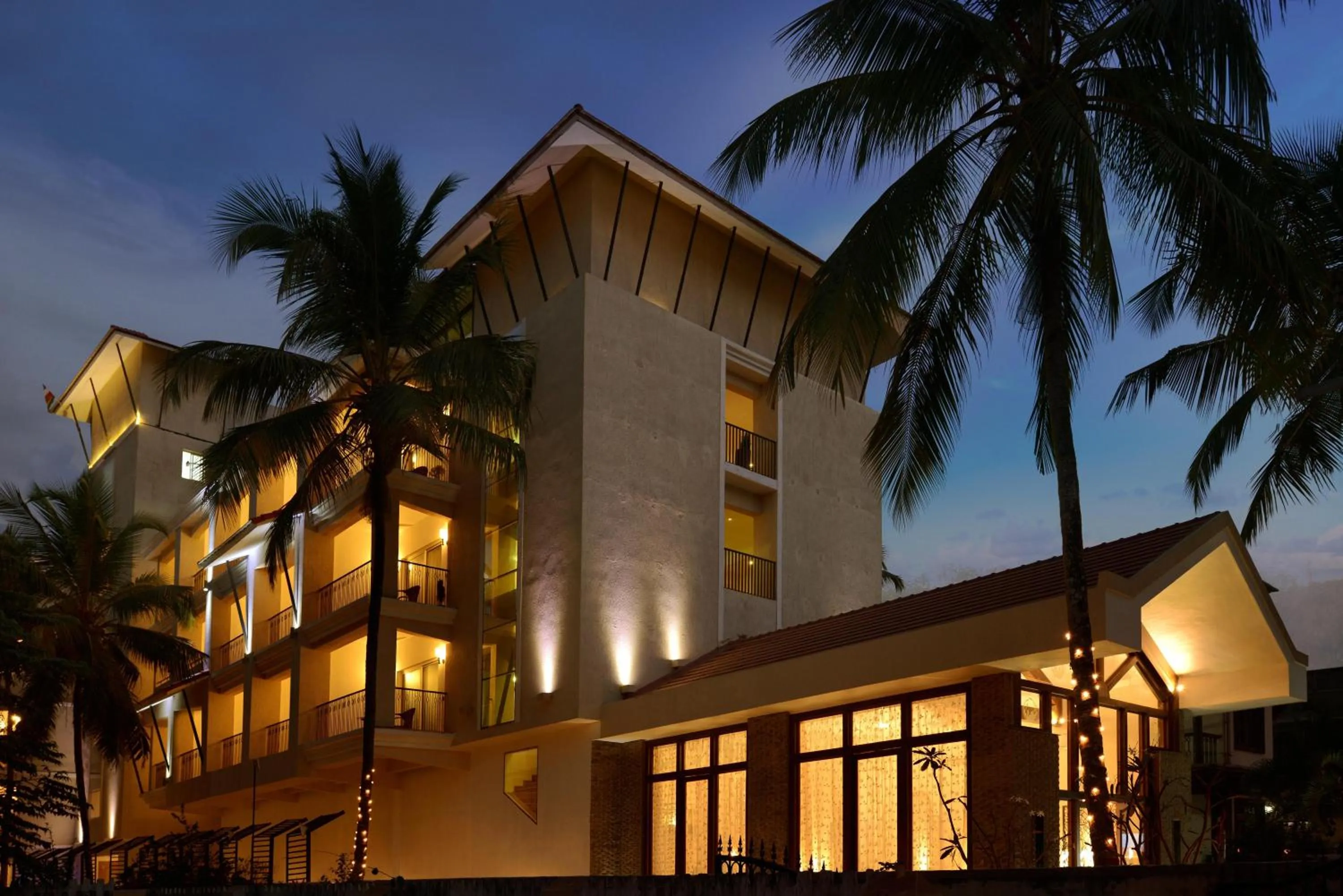 Facade/entrance in Golden Tulip Candolim, Goa