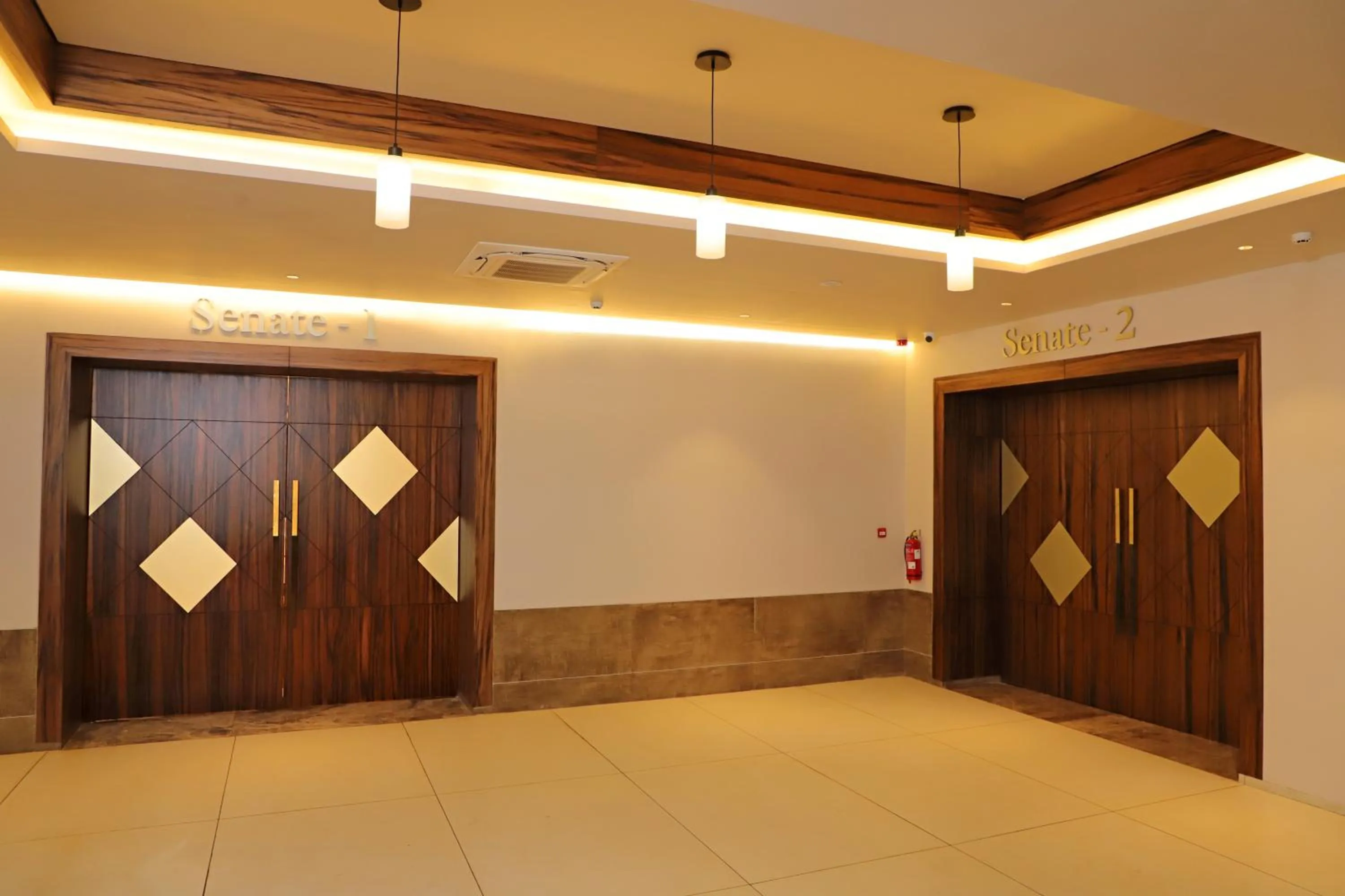 Meeting/conference room in Golden Tulip Candolim, Goa