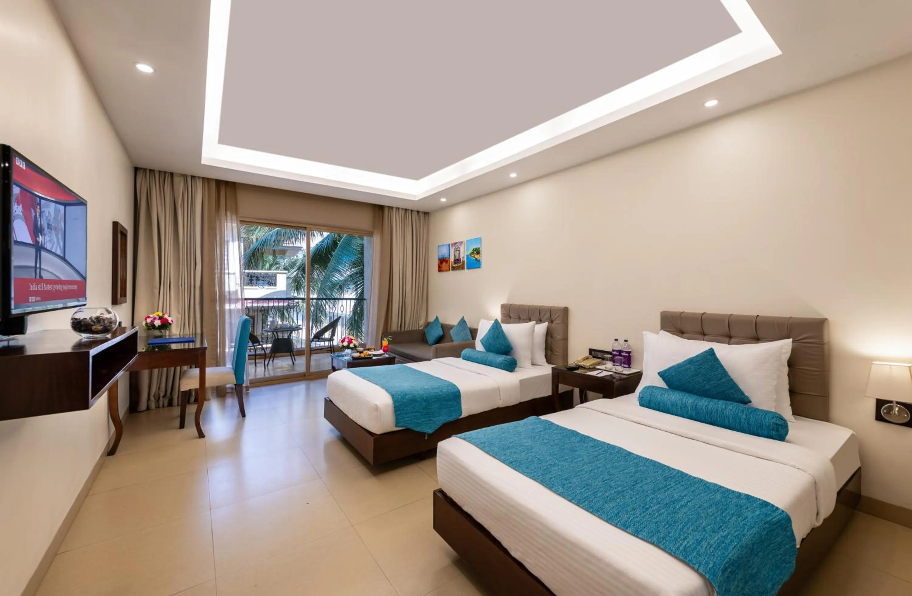 Bed in Golden Tulip Candolim, Goa