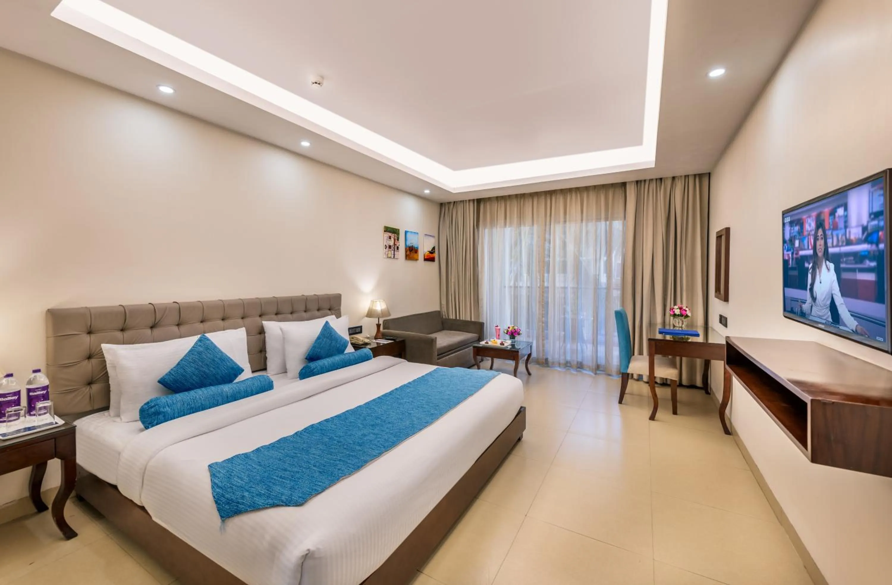 Bed in Golden Tulip Candolim, Goa