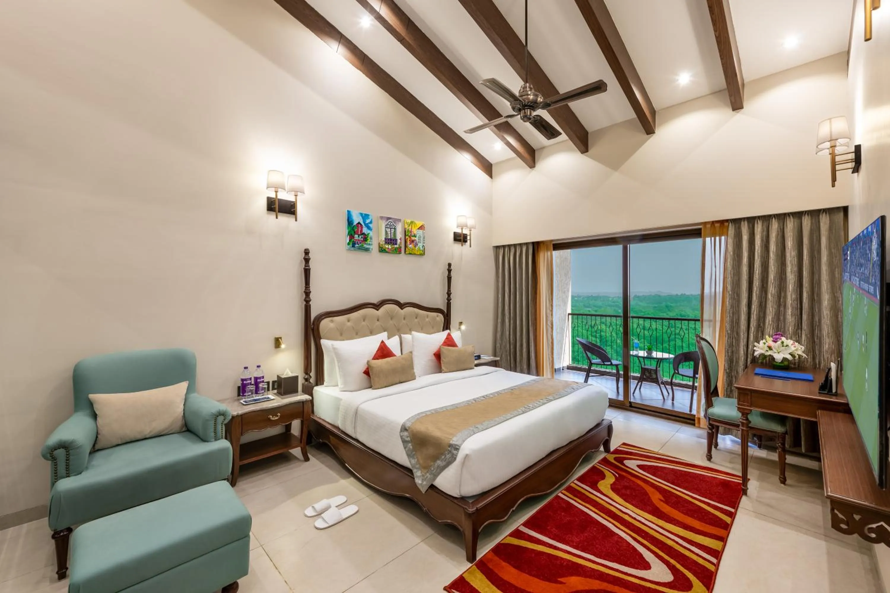 Bed in Golden Tulip Candolim, Goa