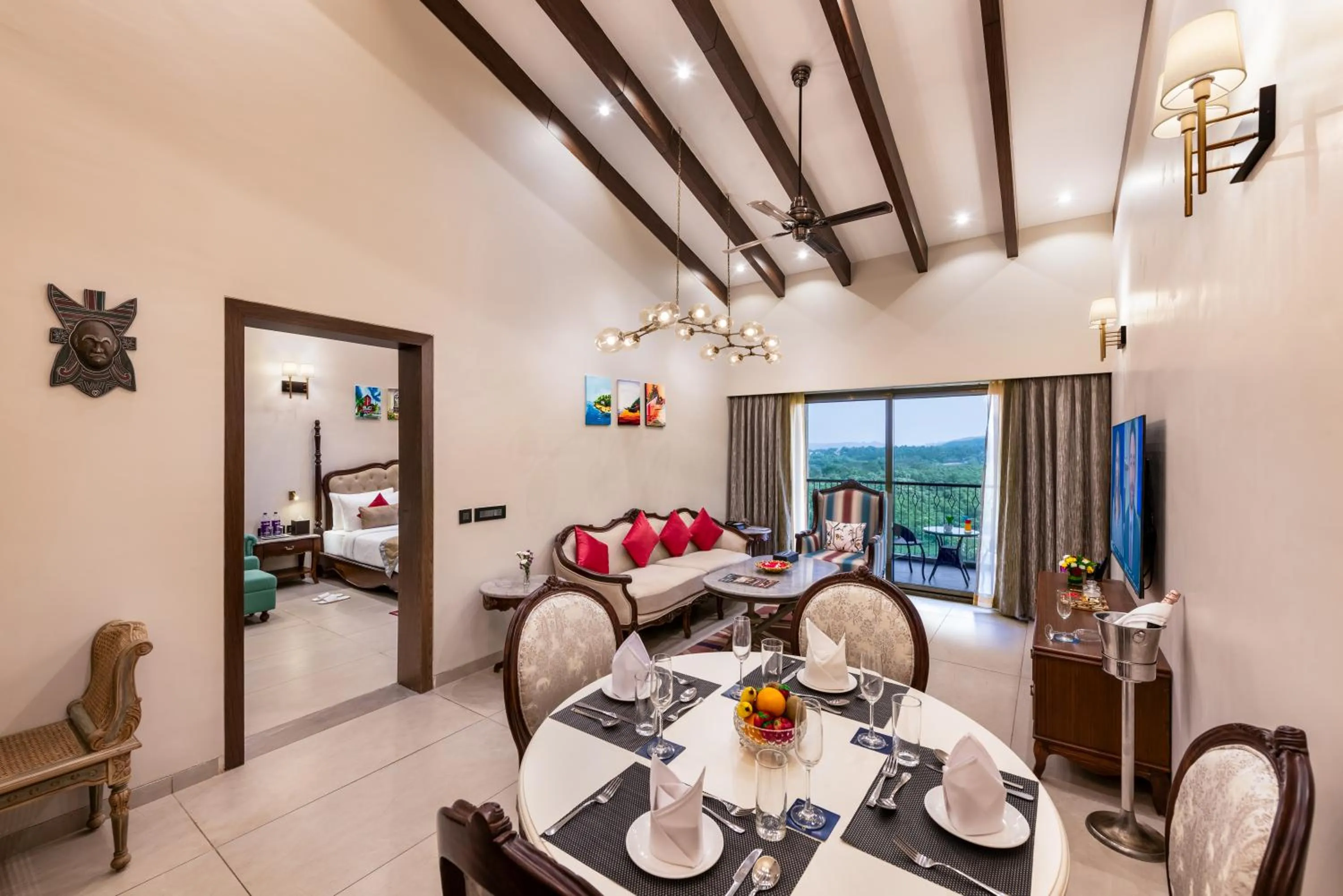 Living room in Golden Tulip Candolim, Goa