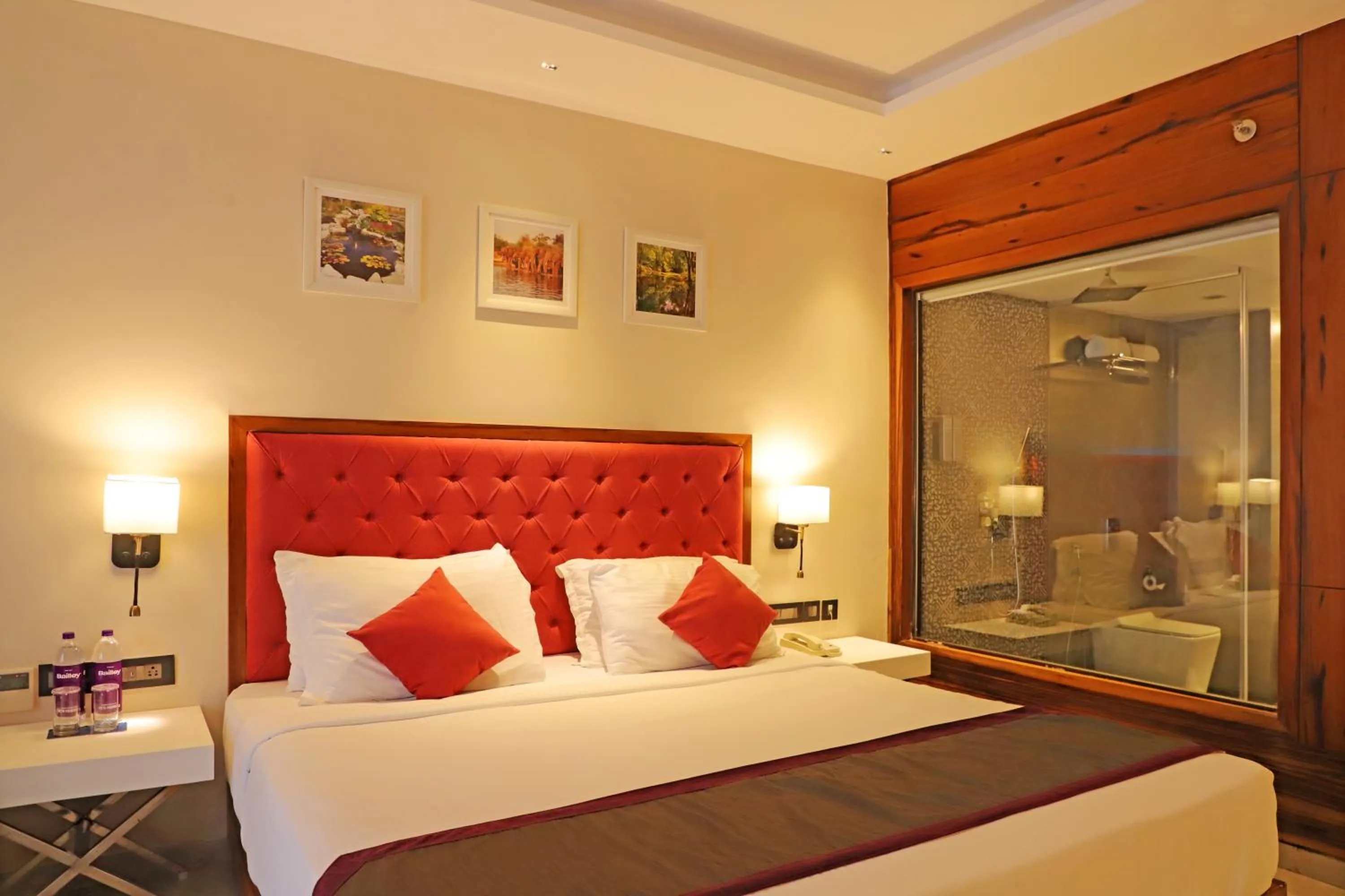 Bed in Golden Tulip Candolim, Goa