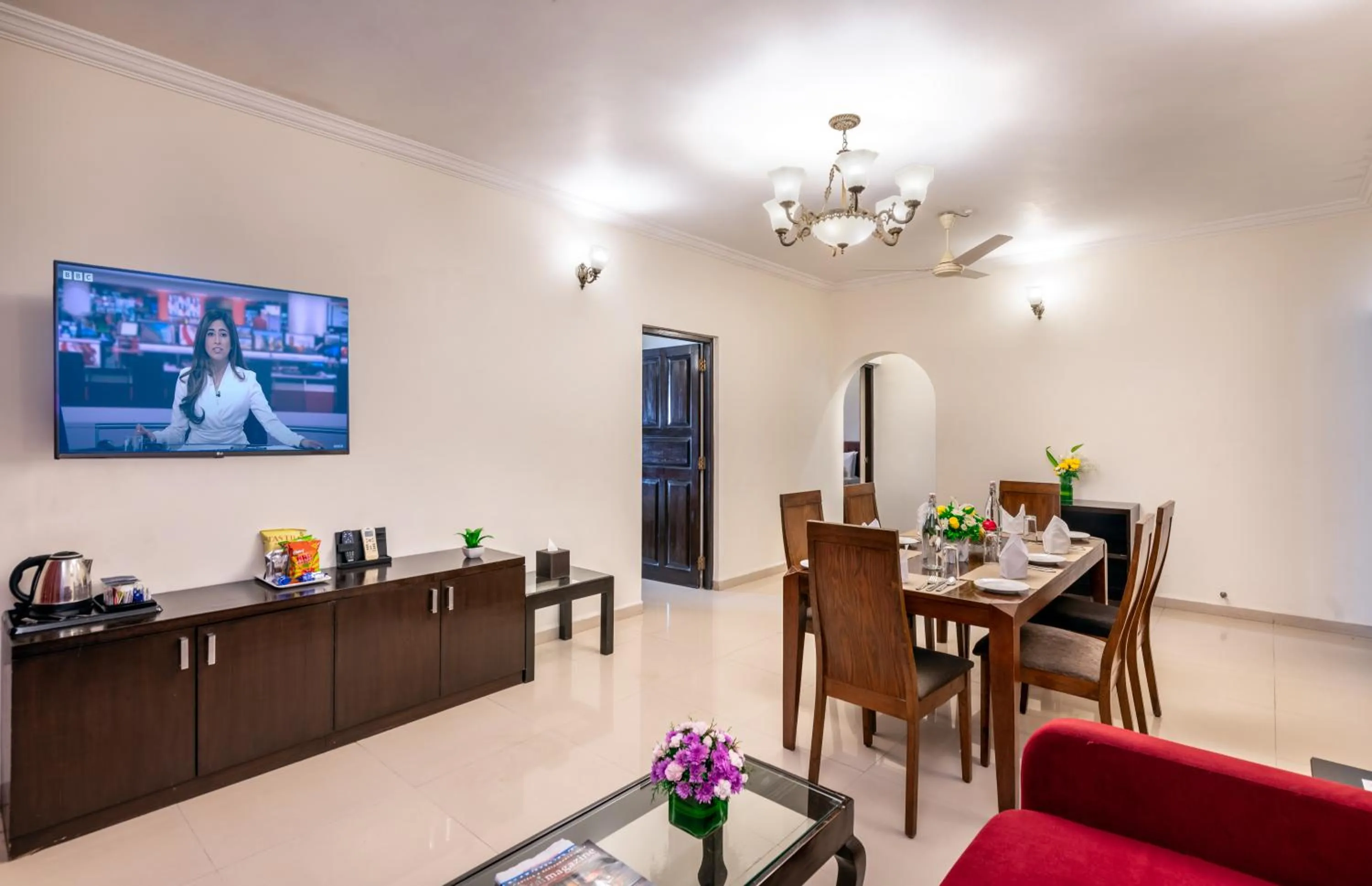 TV and multimedia in Golden Tulip Candolim, Goa