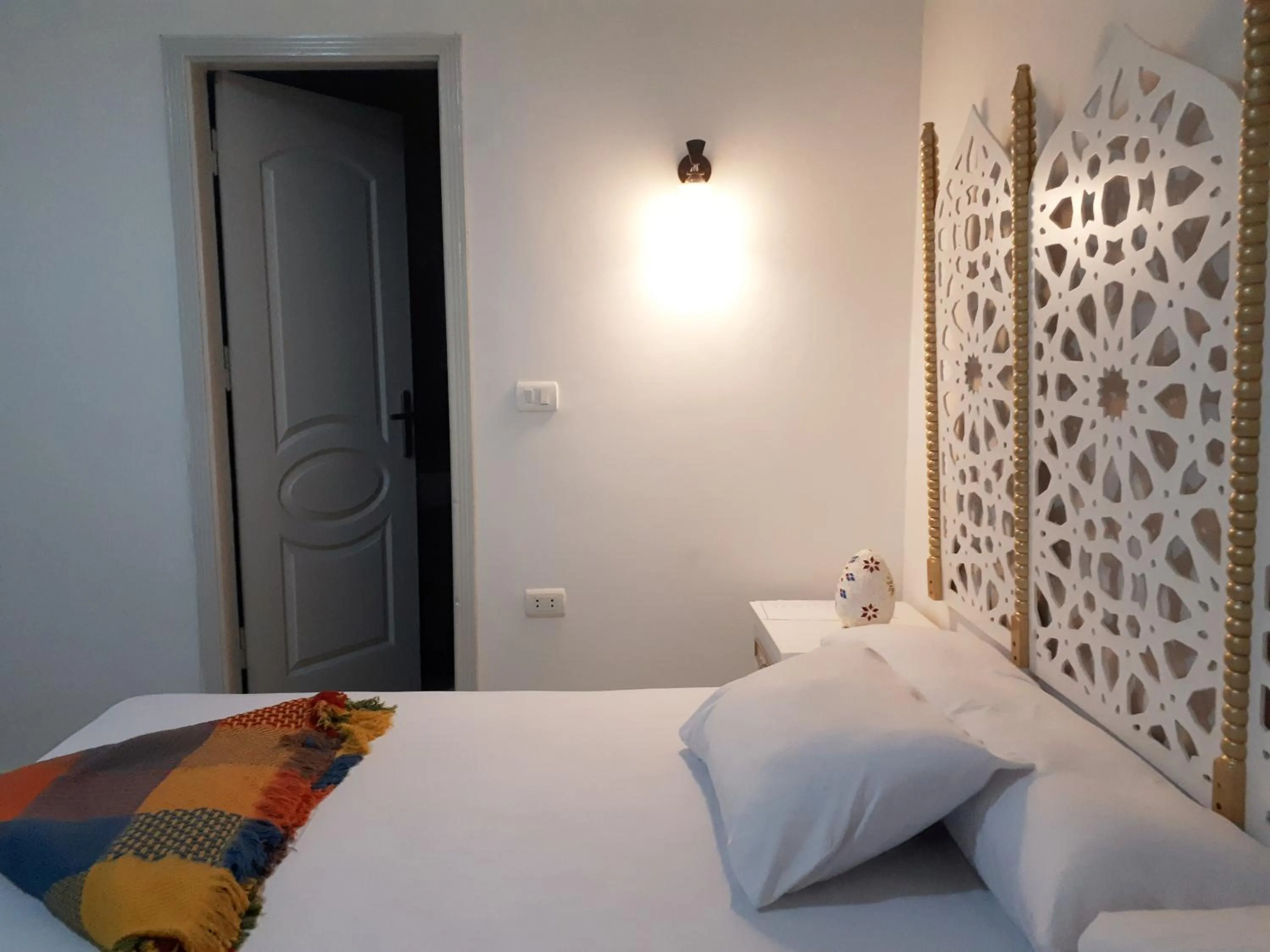 Bedroom, Bed in Arabian Nights Pyramids Guesthouse