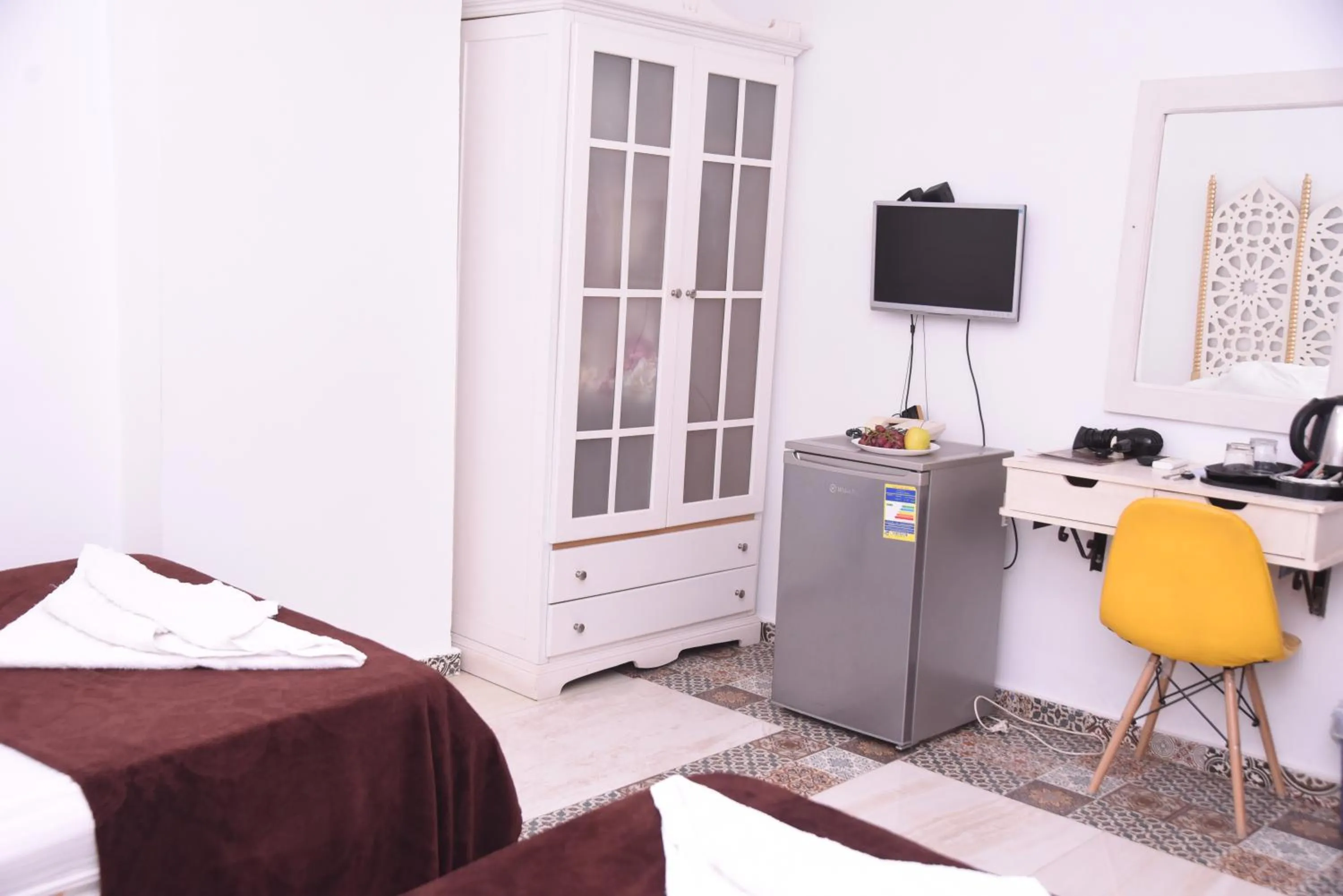 Bed in Arabian Nights Pyramids Guesthouse