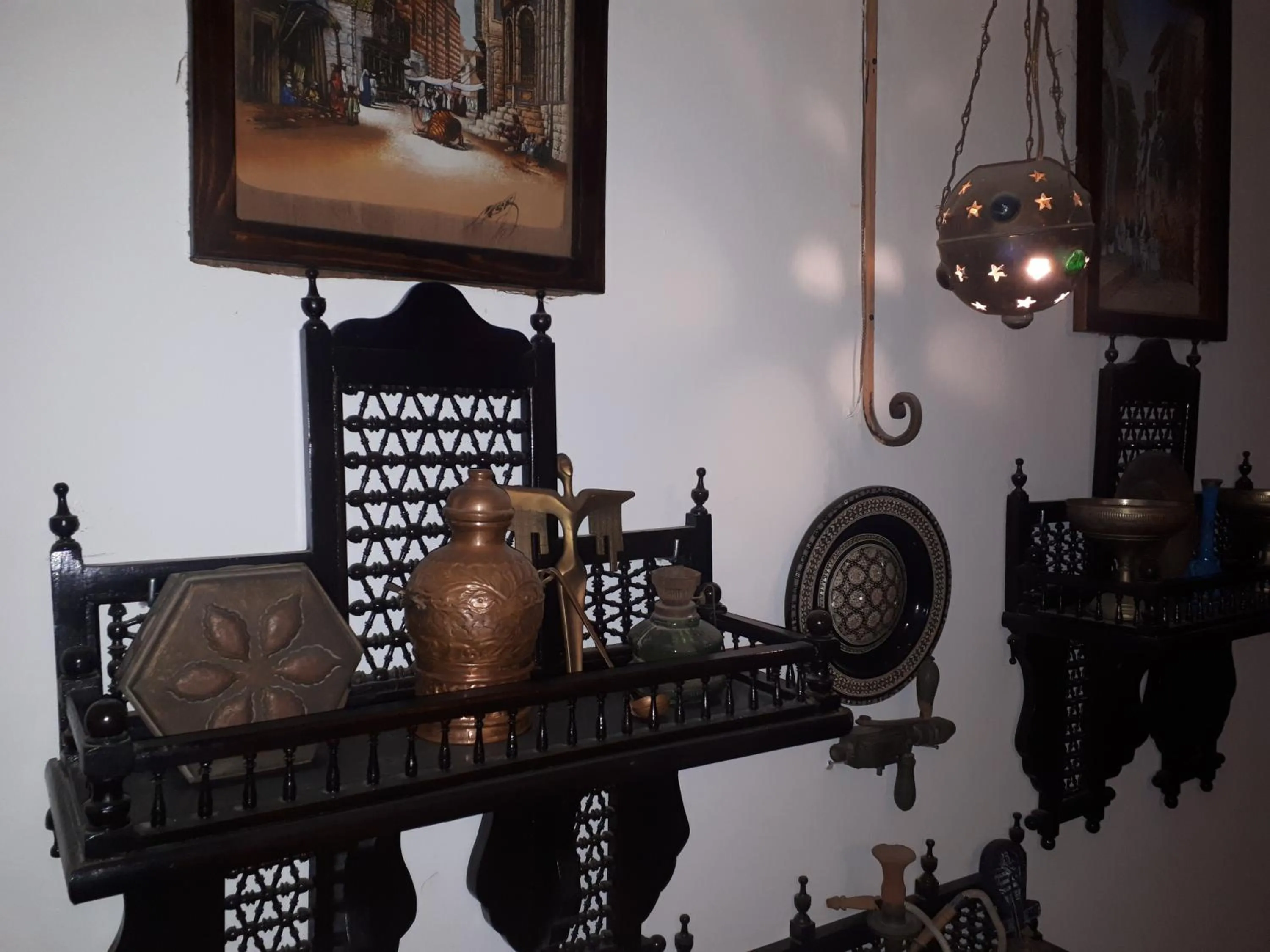 Decorative detail in Arabian Nights Pyramids Guesthouse