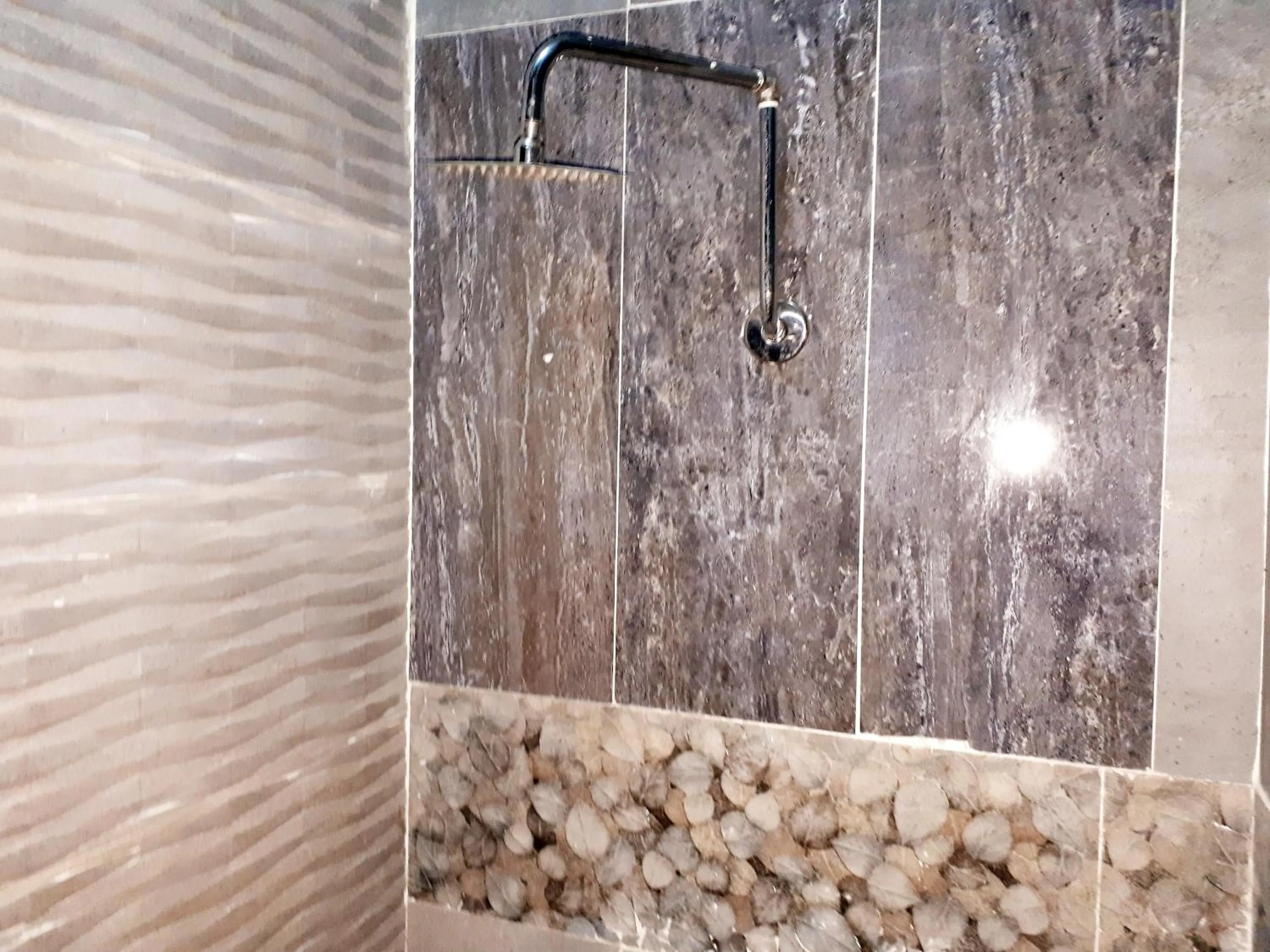 Bathroom in Arabian Nights Pyramids Guesthouse