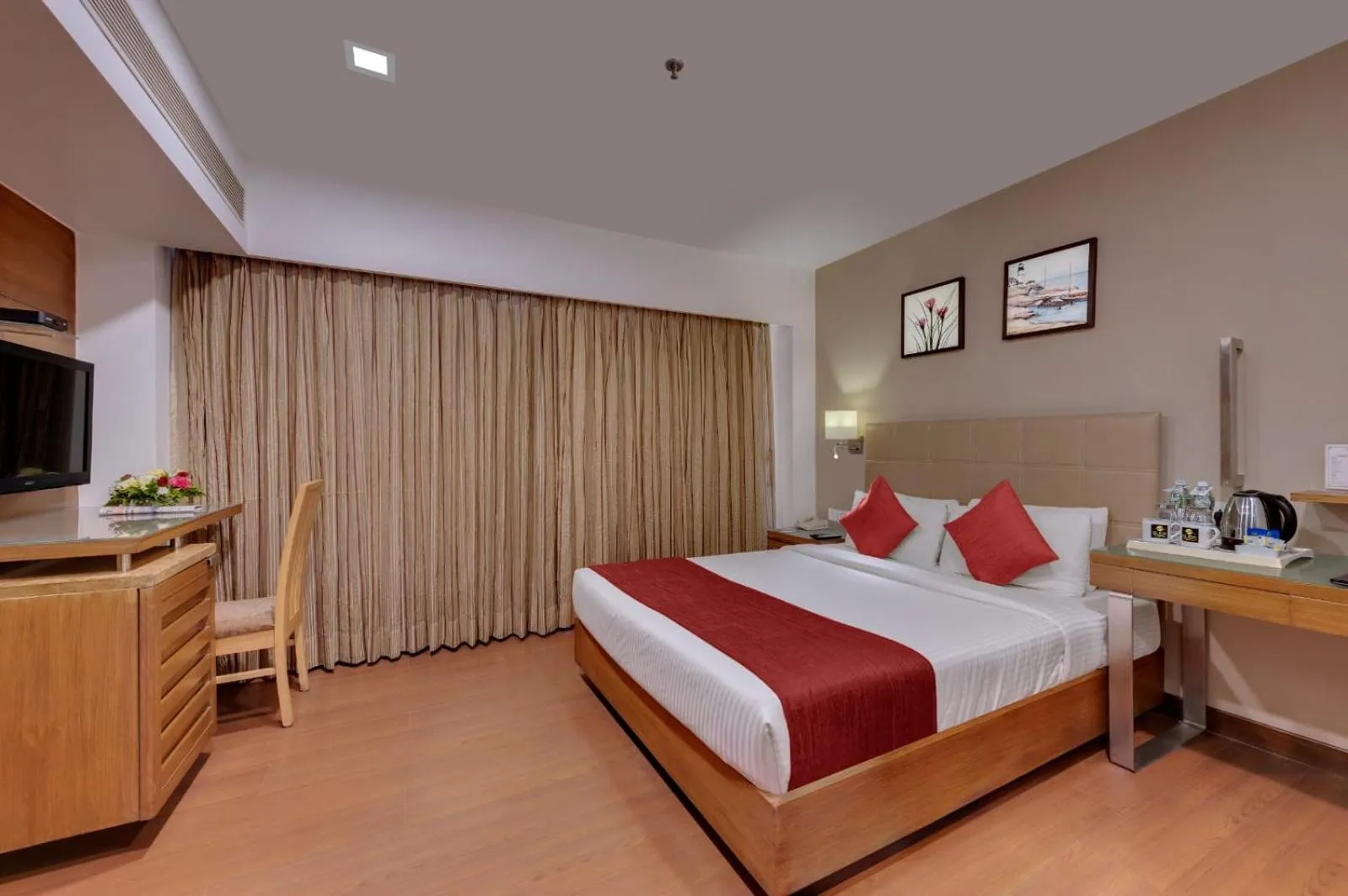 TV and multimedia, Bed in Hotel Suba Star Ahmedabad