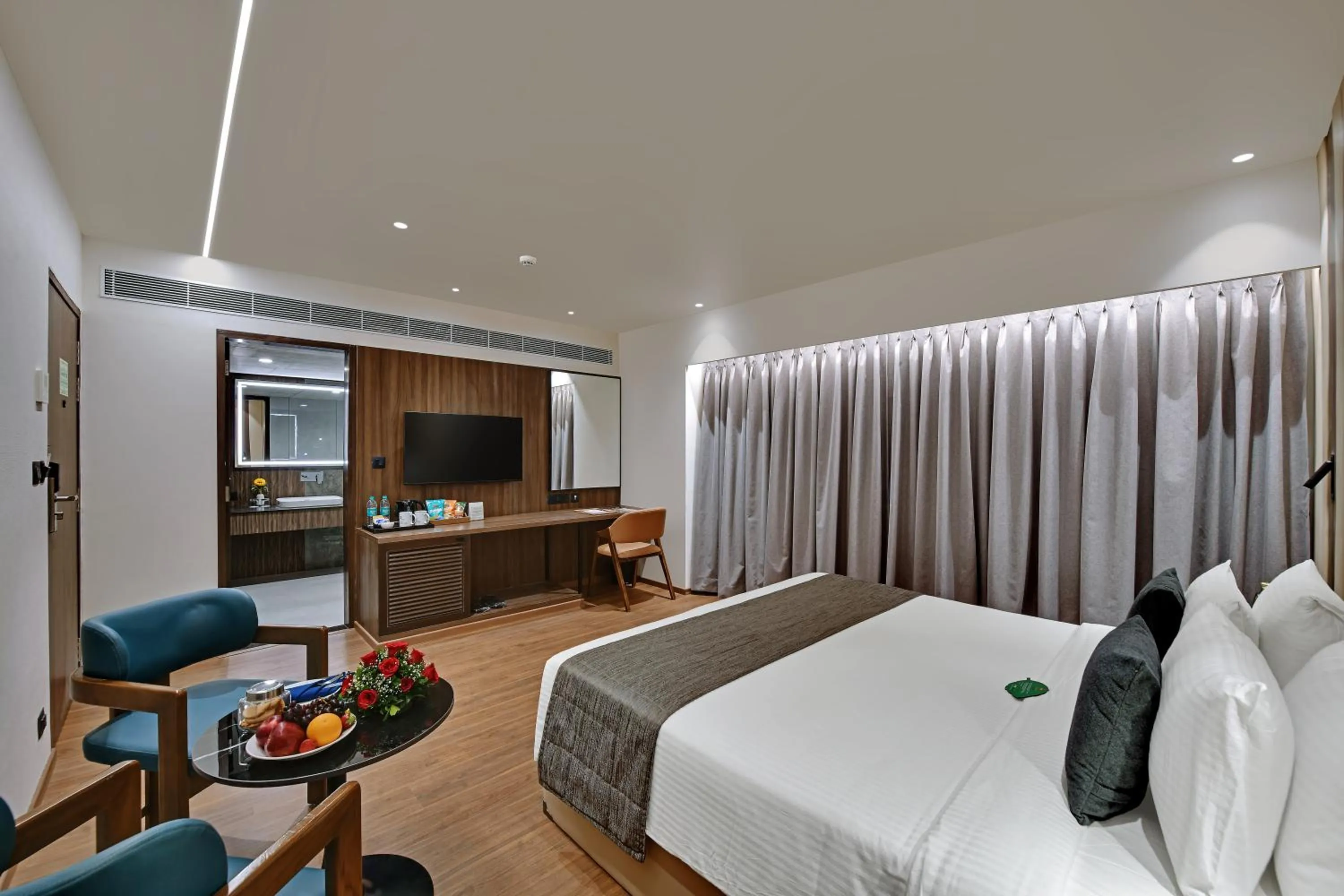 Bed in Hotel Suba Star Ahmedabad