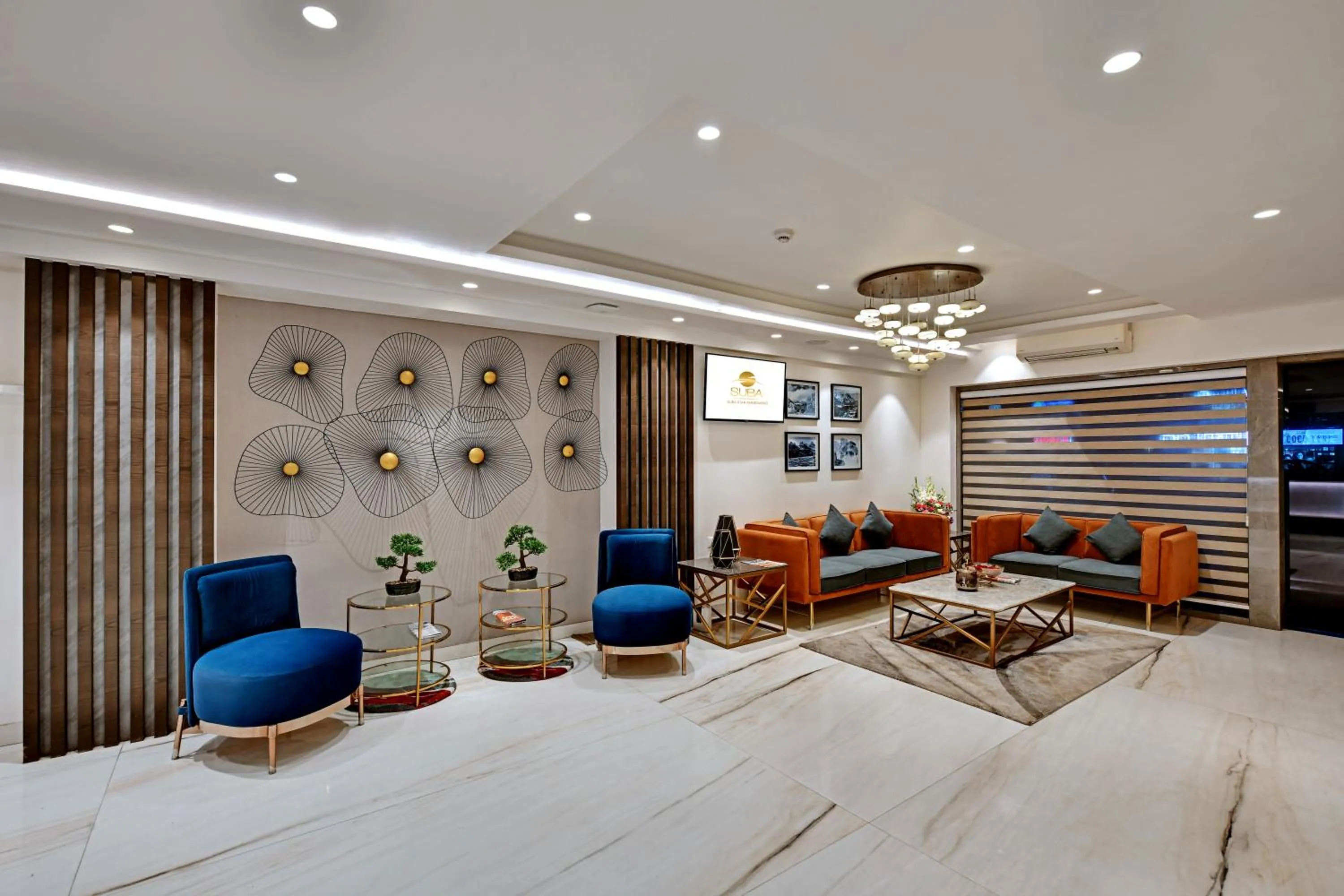 Lobby or reception in Hotel Suba Star Ahmedabad