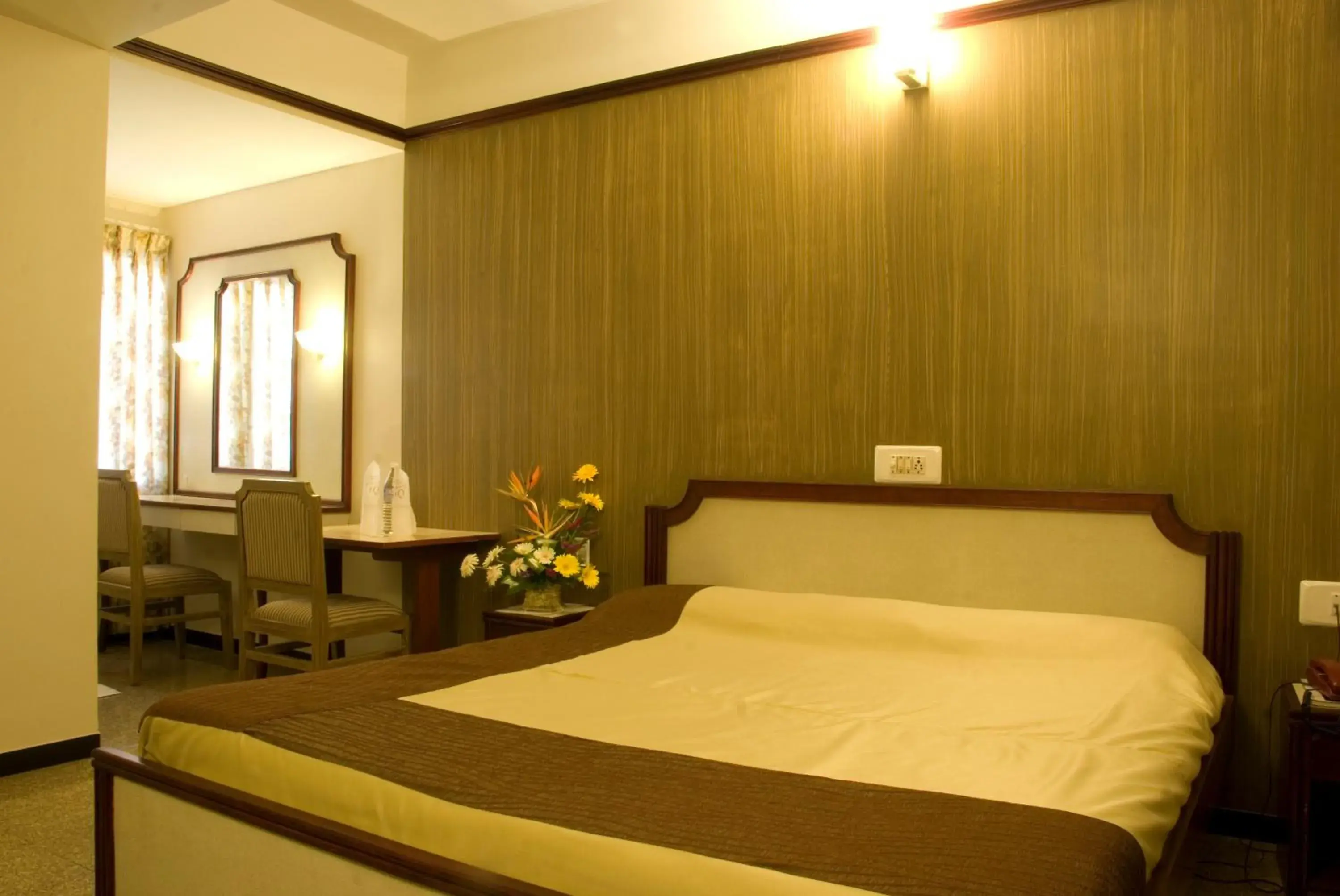 Deluxe Double Room in Comfort Hotels Deluxe Double Room in Comfort Hotels