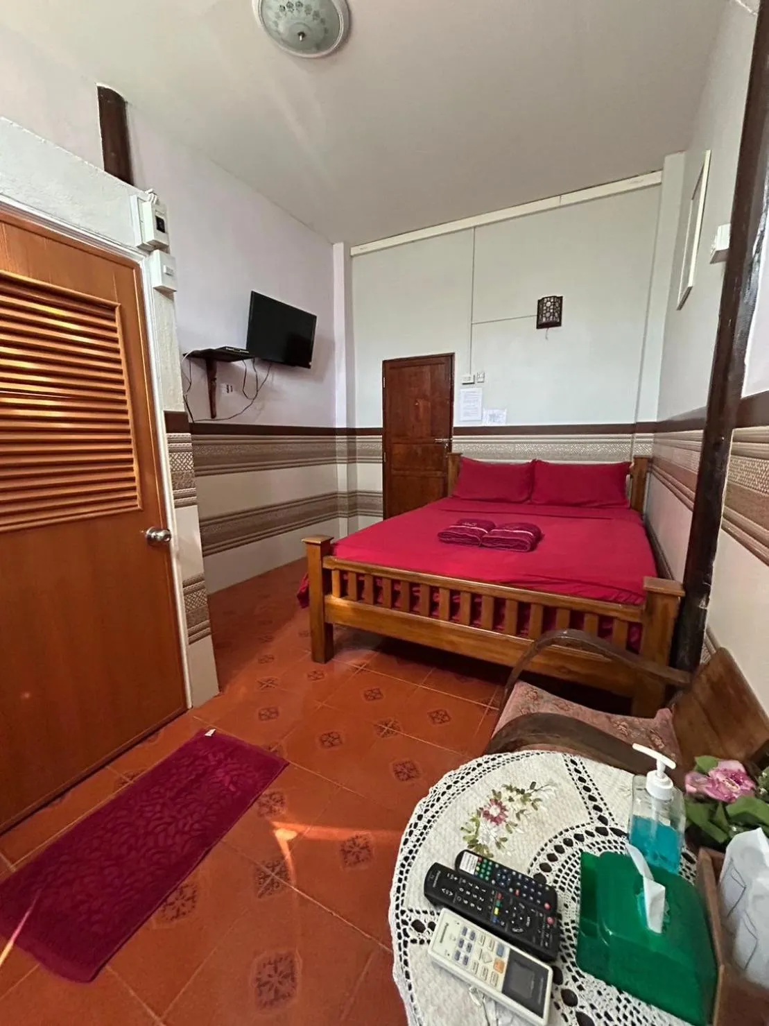 Bed in Baan Are Gong Riverside Homestay