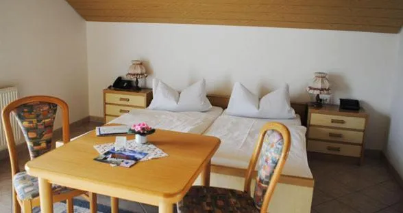 Bed in Gasthof-Hotel-Löwen