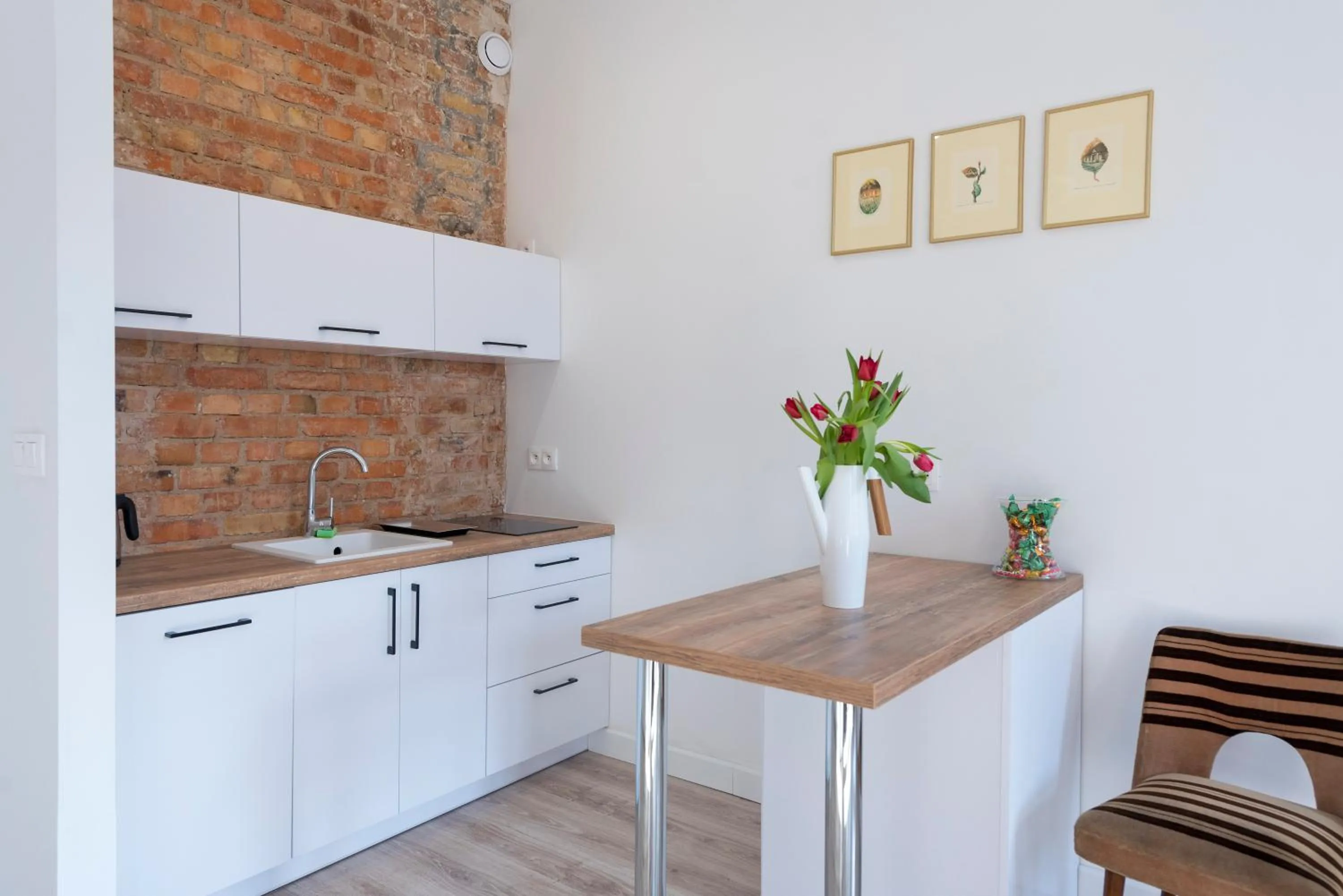 Kitchen or kitchenette in PROVENIR HOME STRZELECKA 25