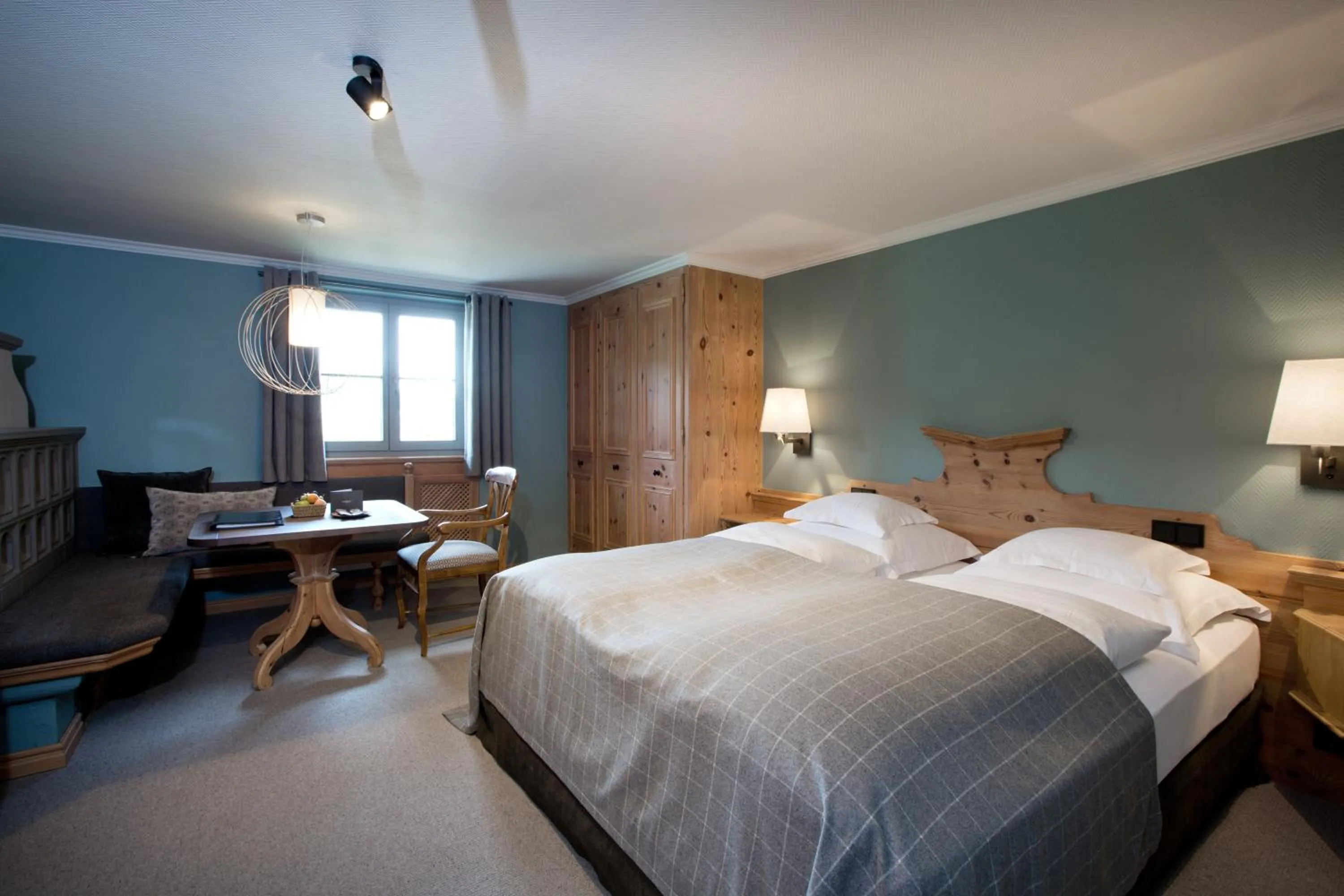 Bed in Hotel Berghof