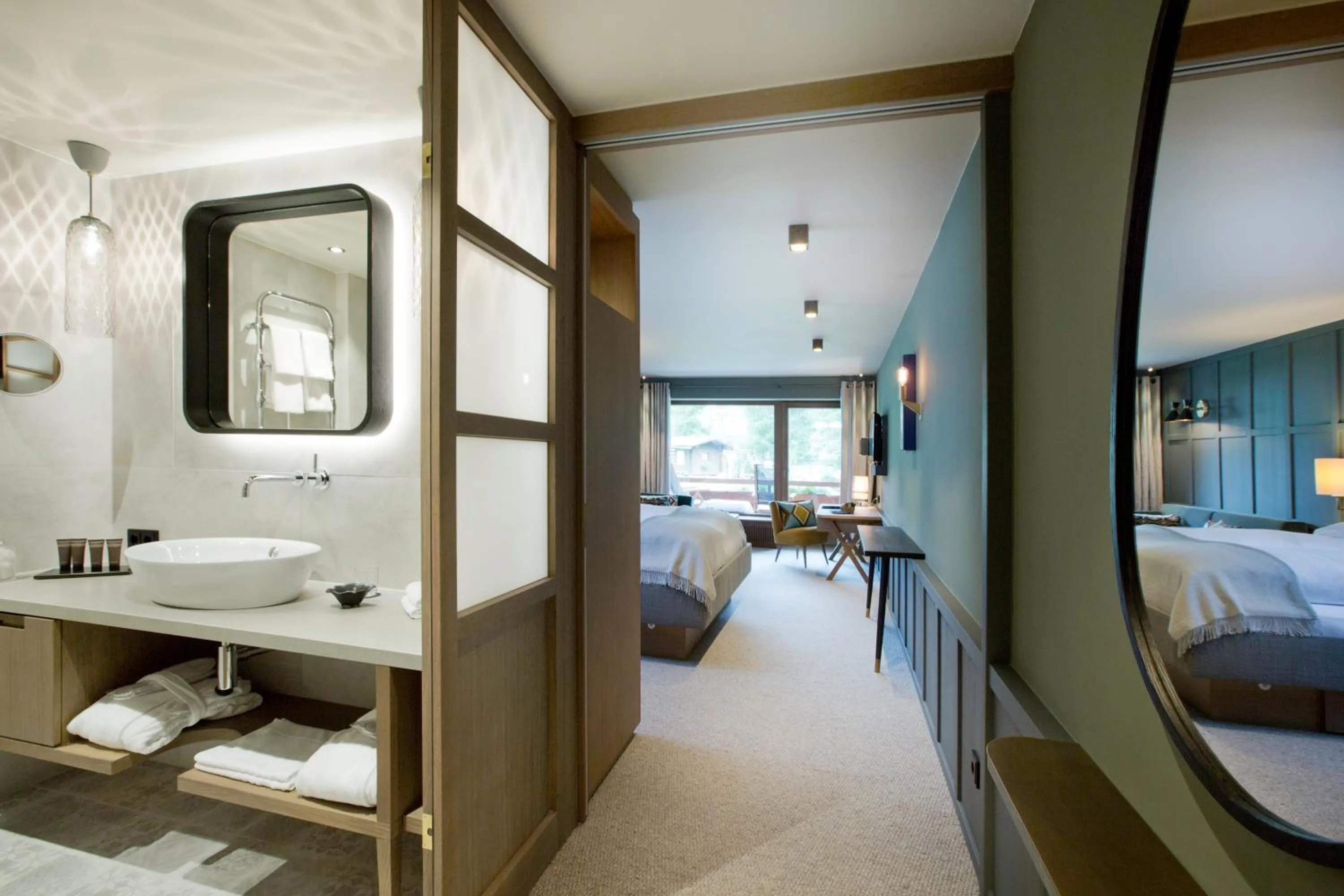 Bathroom, Bed in Hotel Berghof