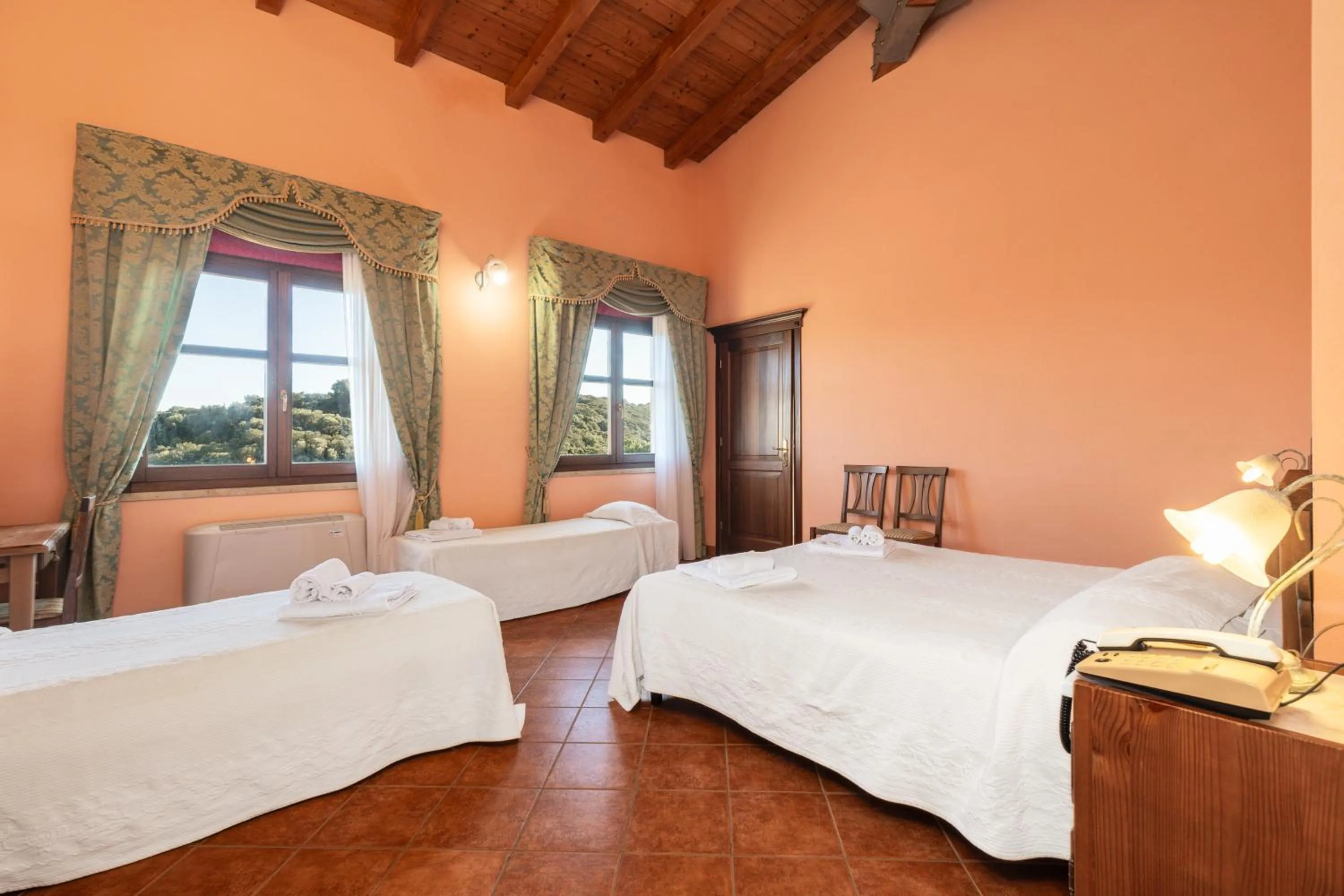 Bed in Hotel Funtana Noa