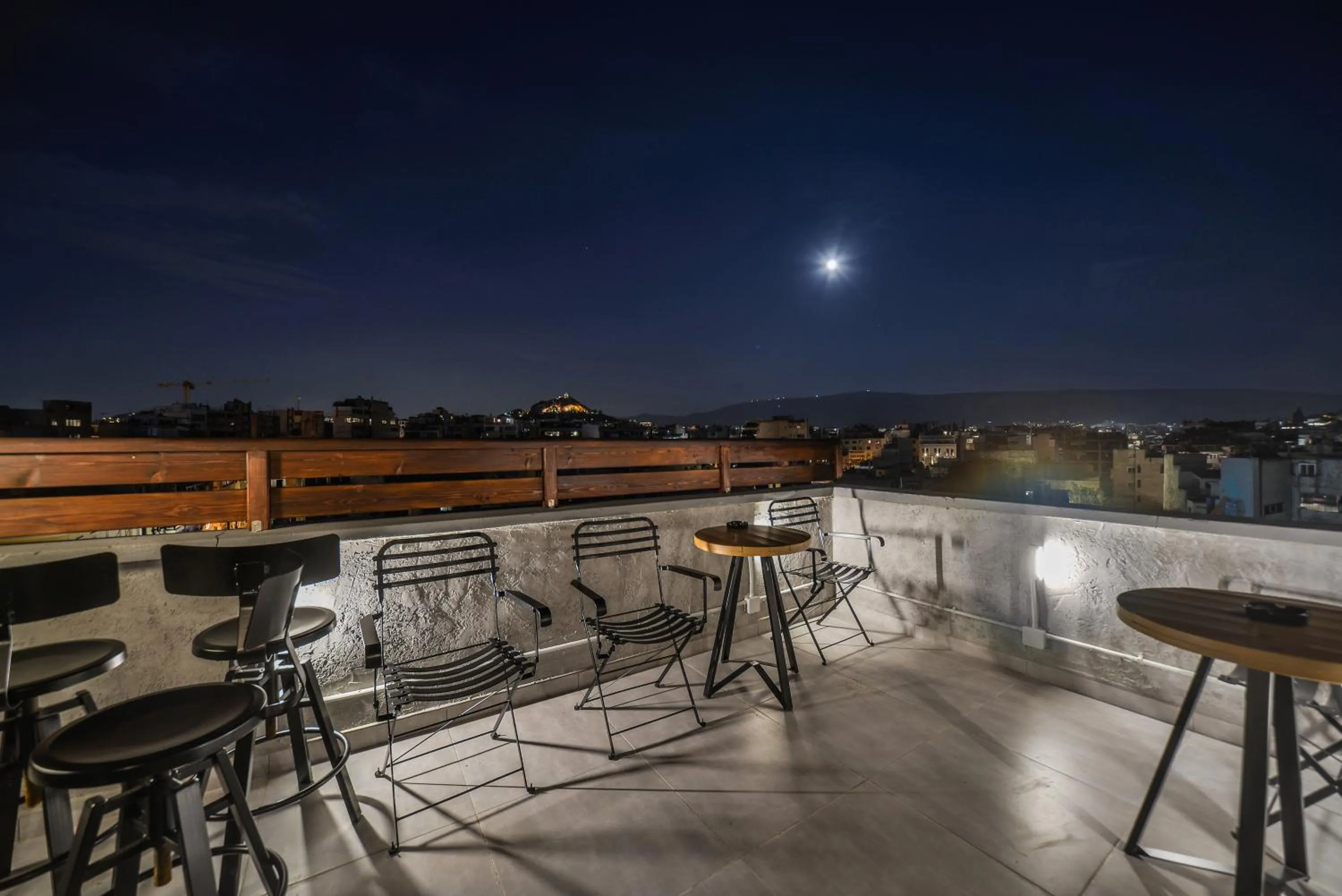 Restaurant/places to eat in A.P. Acropolis View Apartments