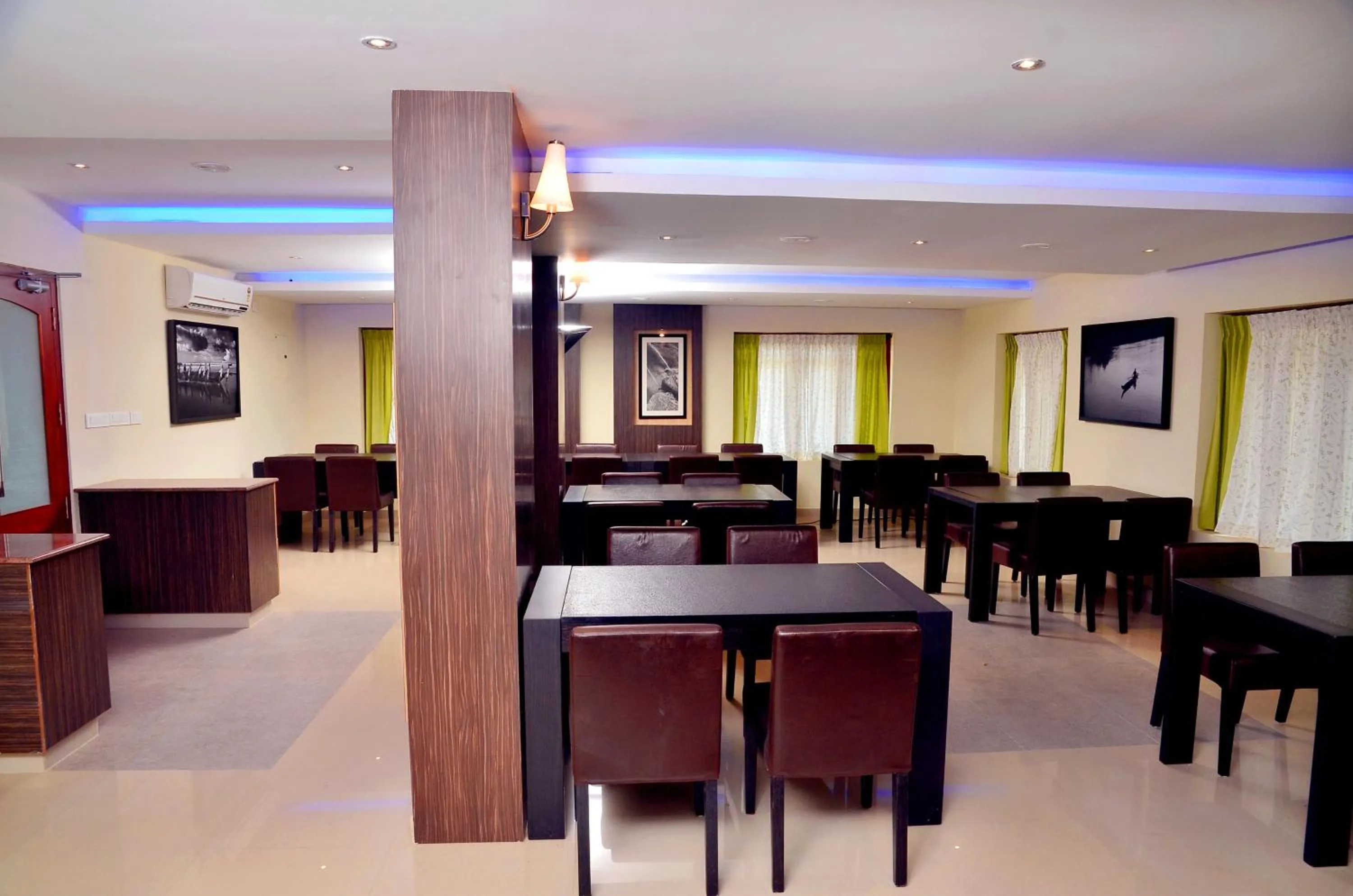 Restaurant/places to eat in French Avenue