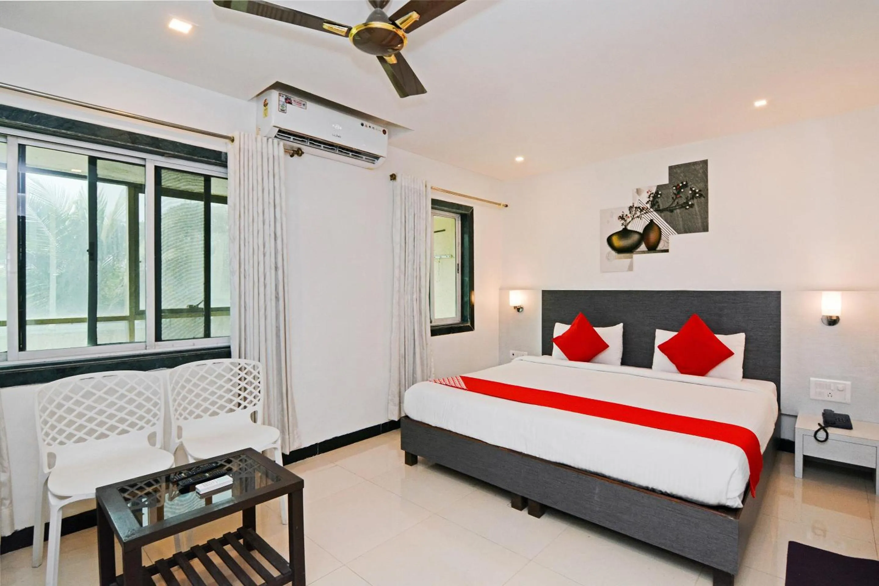 Bedroom in Hotel O Ashwarya Service Apartment