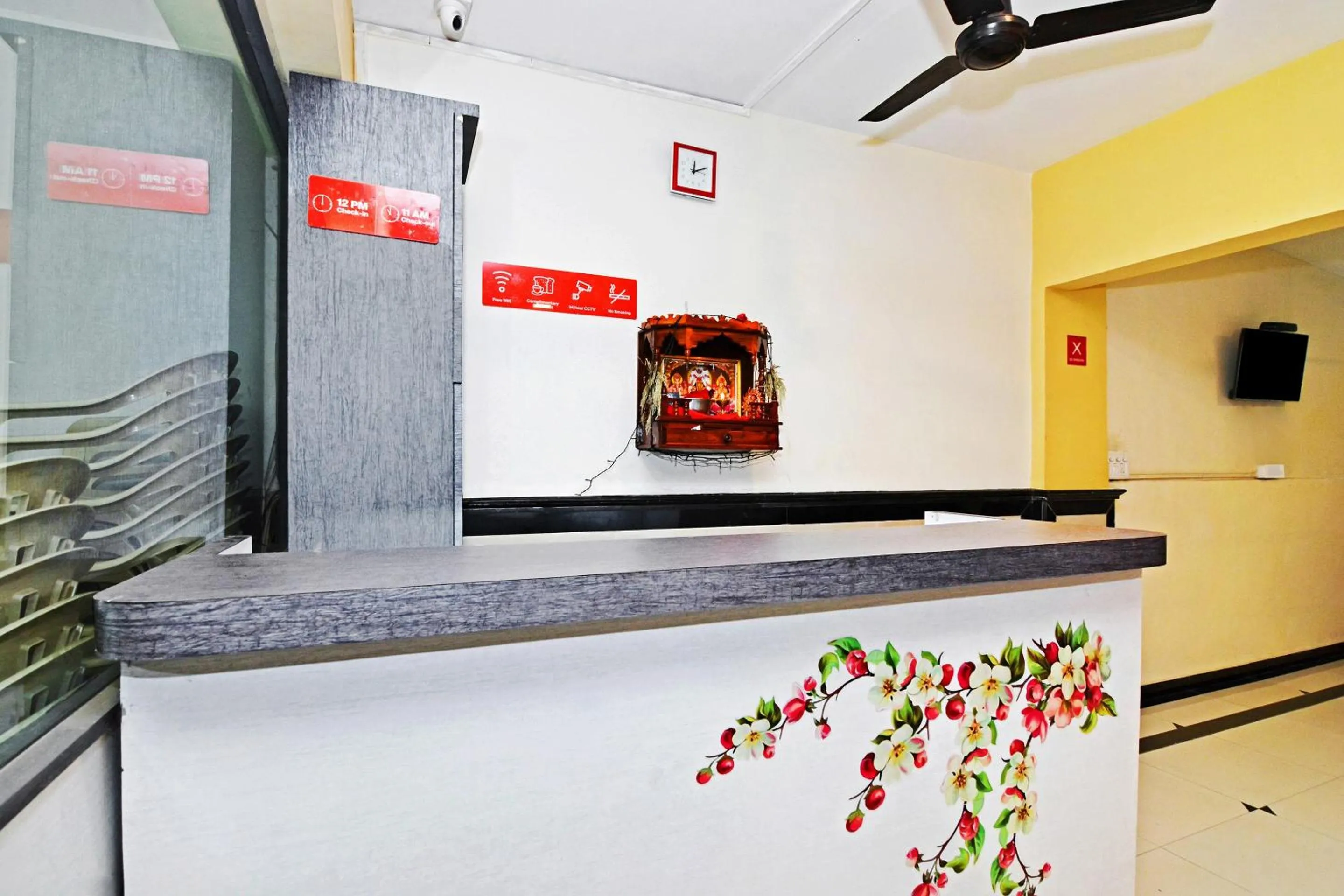 Lobby or reception in Hotel O Ashwarya Service Apartment