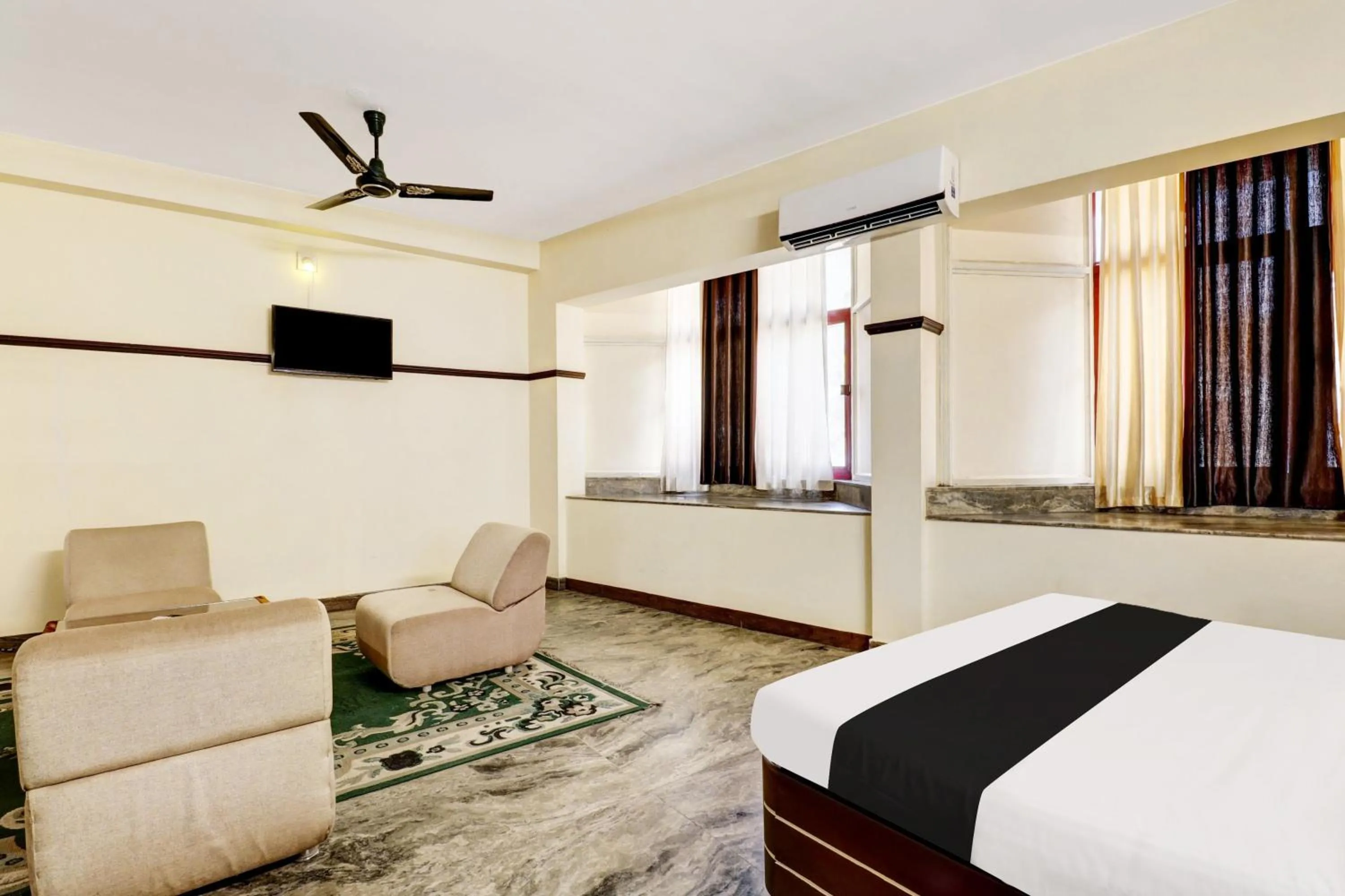 Bedroom, Bed in Super Hotel O East Nada