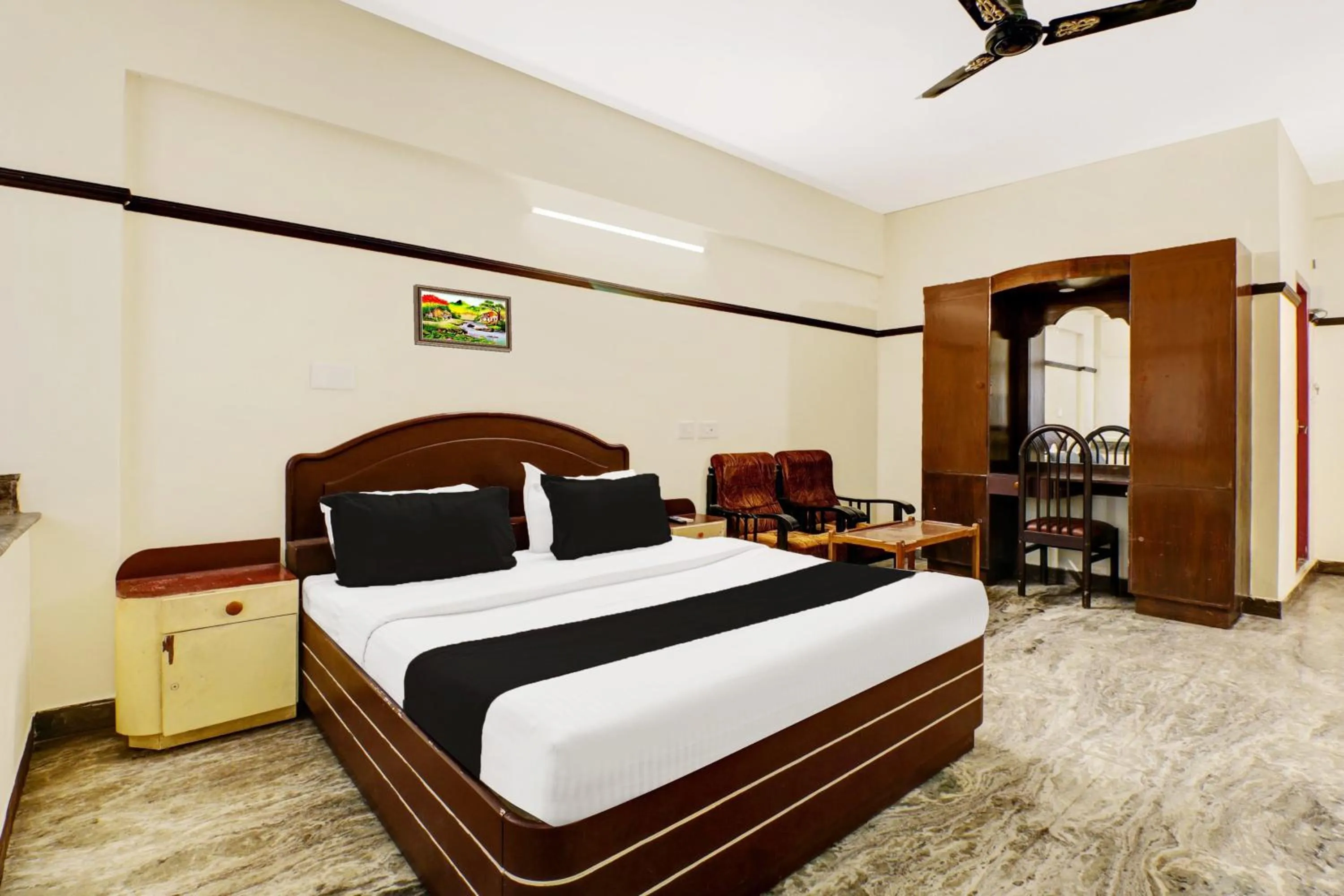 Bedroom, Bed in Super Hotel O East Nada