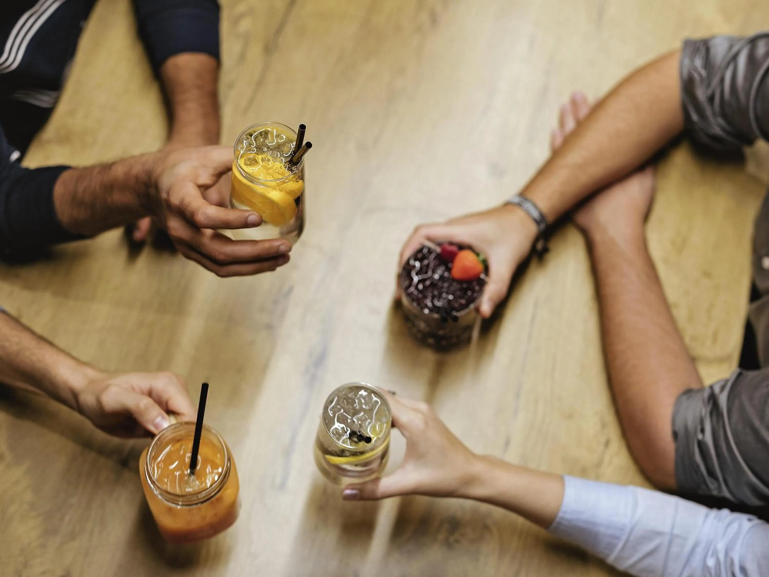 Restaurant/places to eat in ibis Plymouth