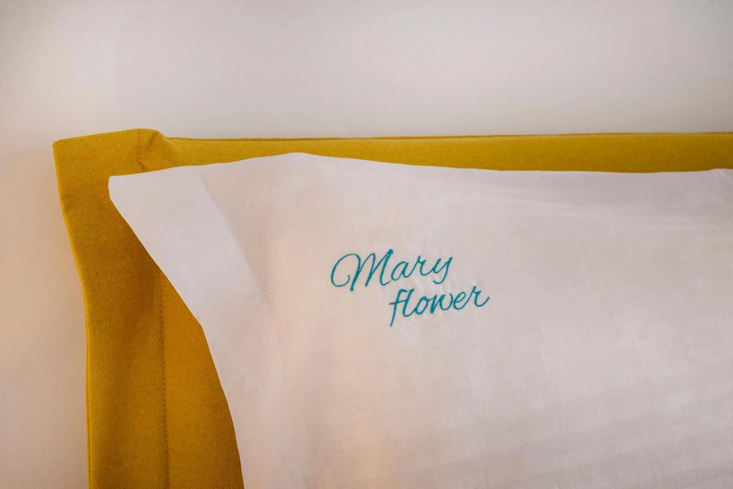 Bed in Maryflower Premium Apartments Piraeus