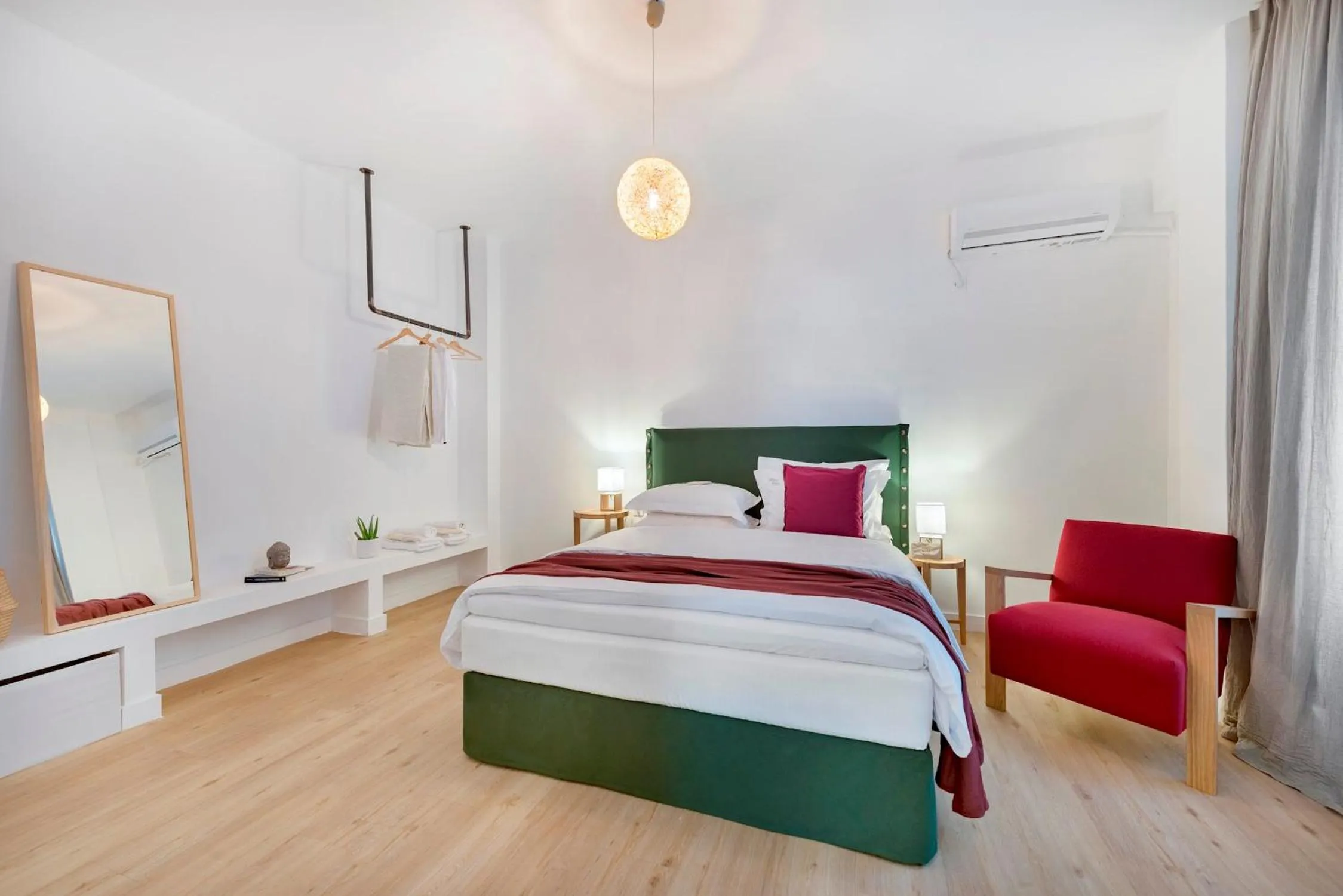 Bed in Maryflower Premium Apartments Piraeus