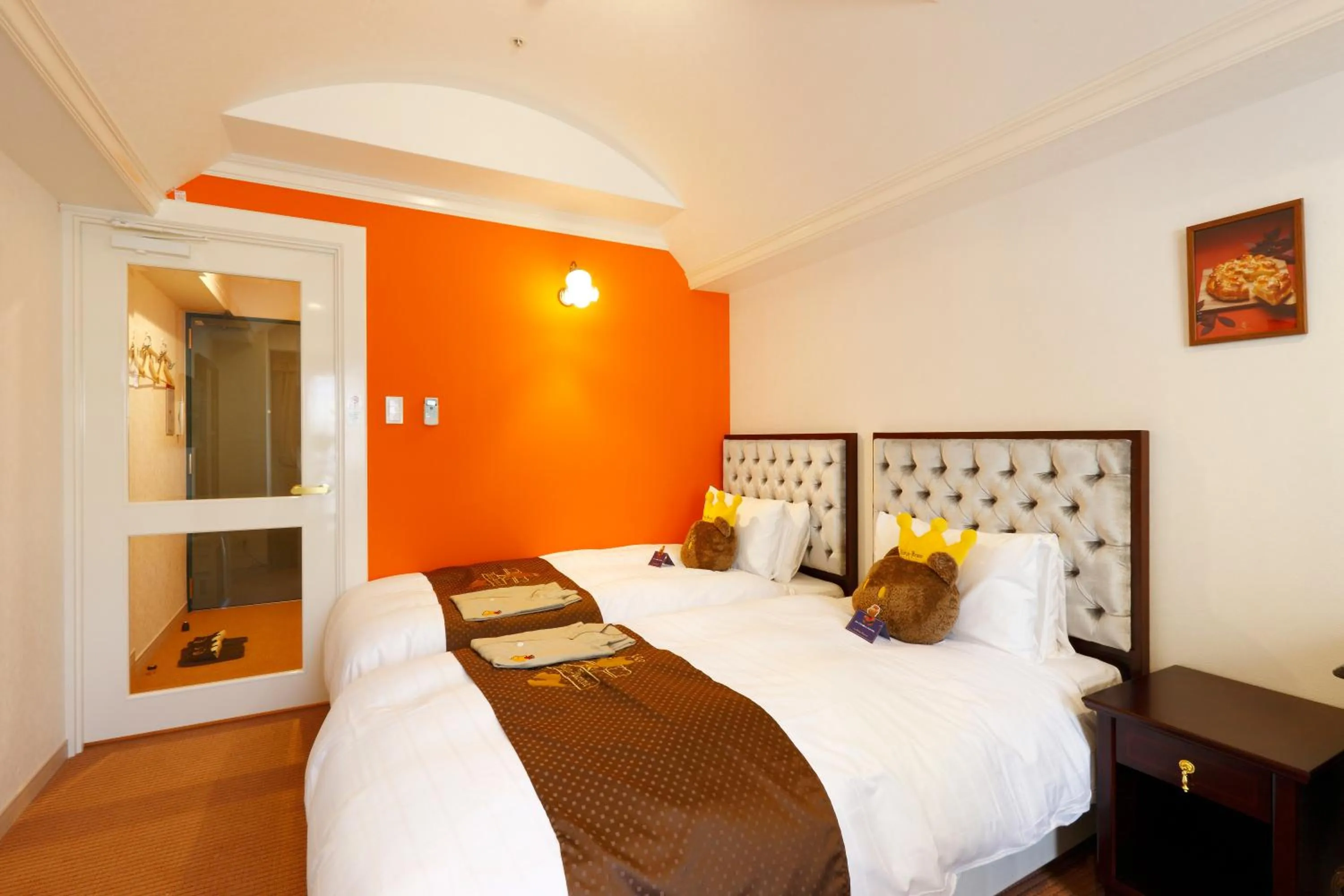 Bed in Hotel Konigs-Krone Kobe