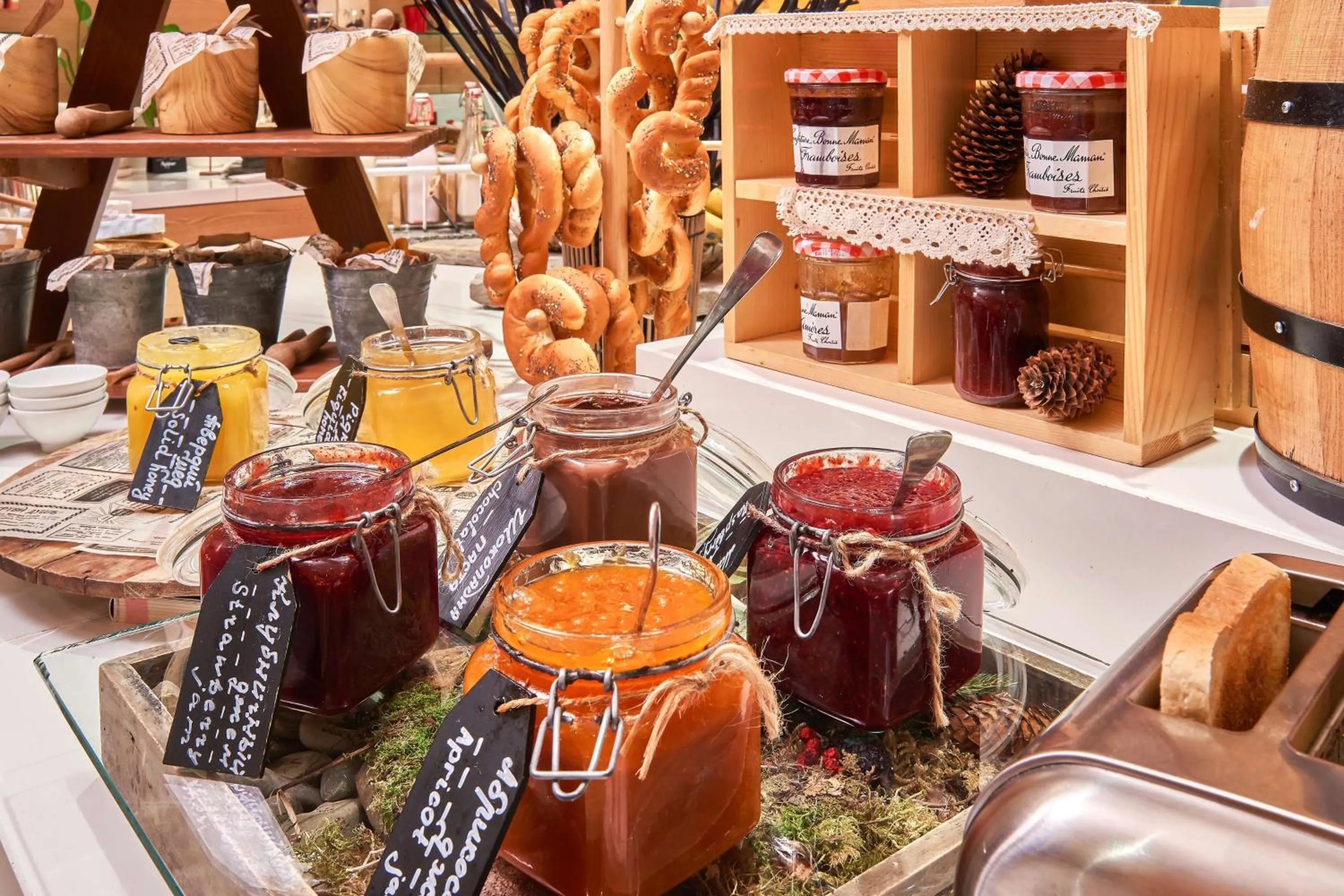 Restaurant/places to eat in Radisson Blu Resort Bukovel