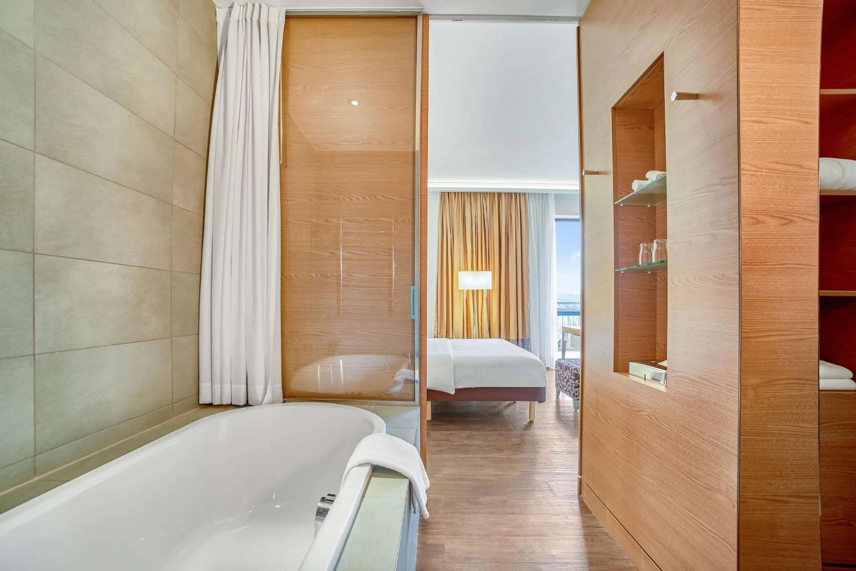 Bathroom, Bed in Radisson Blu Resort Bukovel