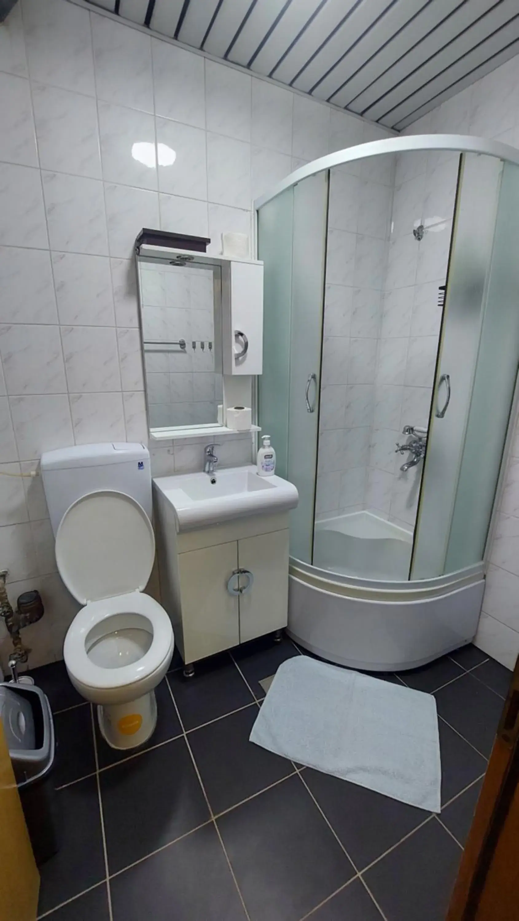 Two-Bedroom Deluxe Apartment with Balcony in Petreski Apartments 1 Two-Bedroom Deluxe Apartment with Balcony in Petreski Apartments 1
