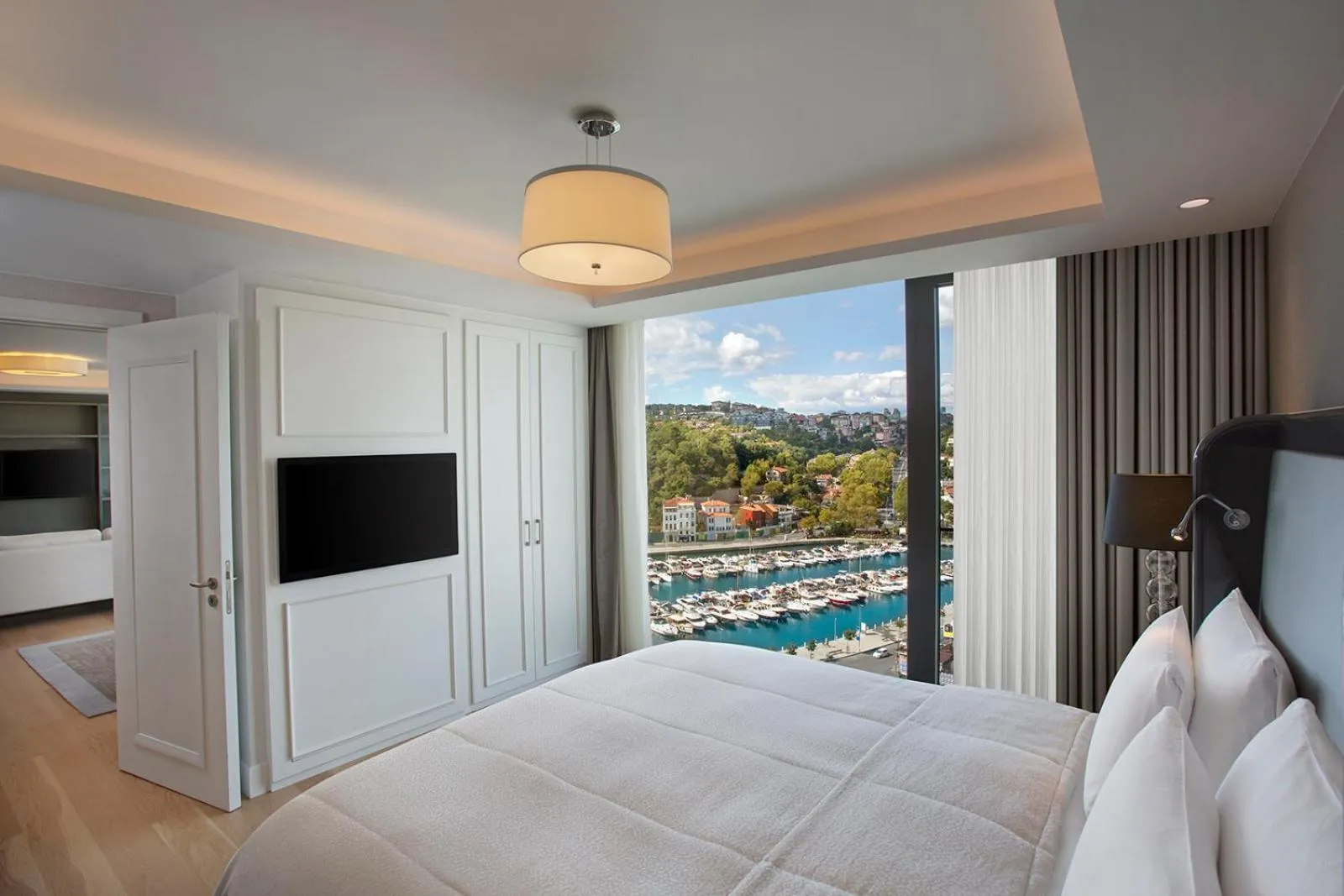 Bed in The Grand Tarabya Managed by Accor