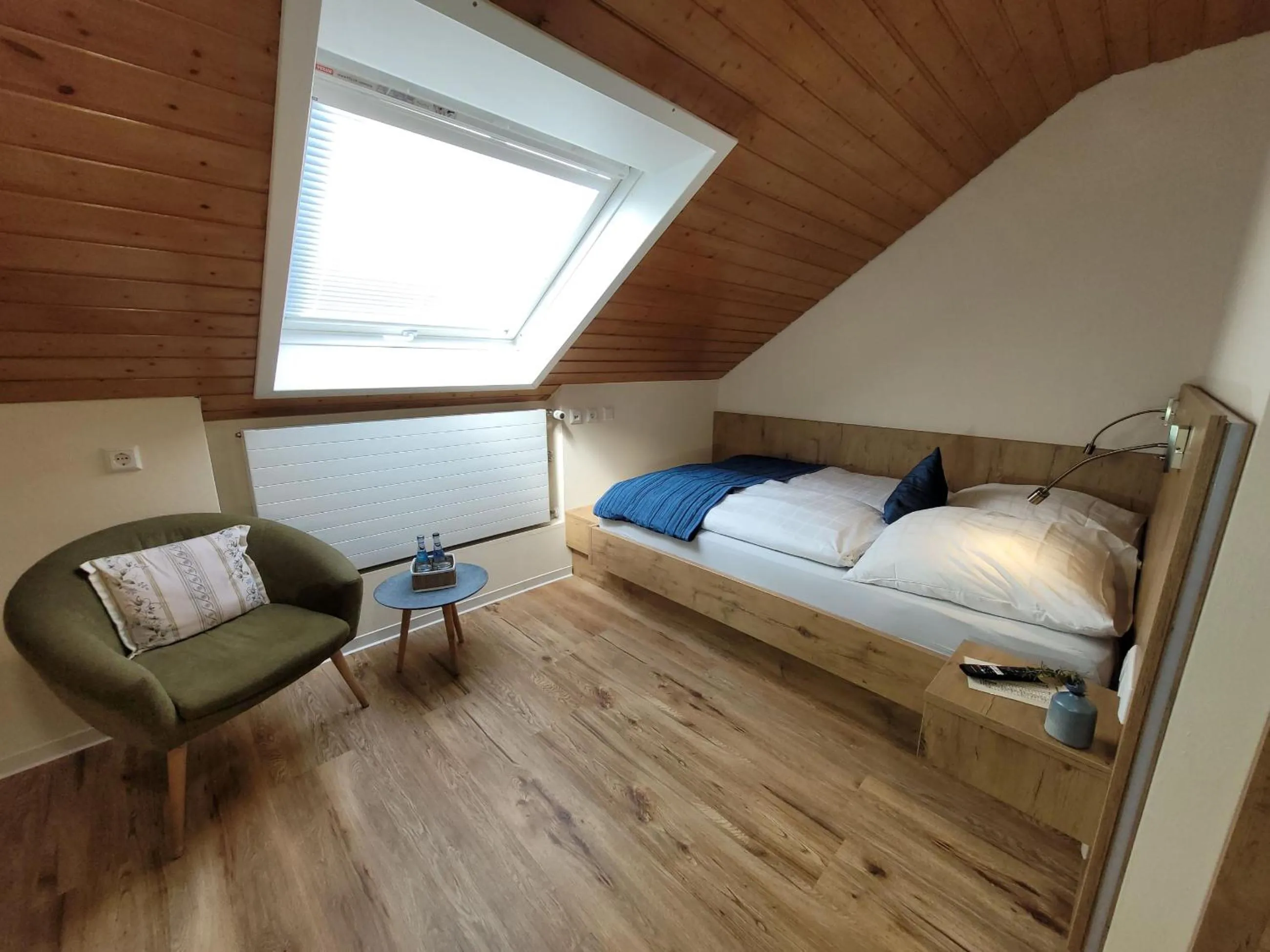 Bed in Stahlecker Hof