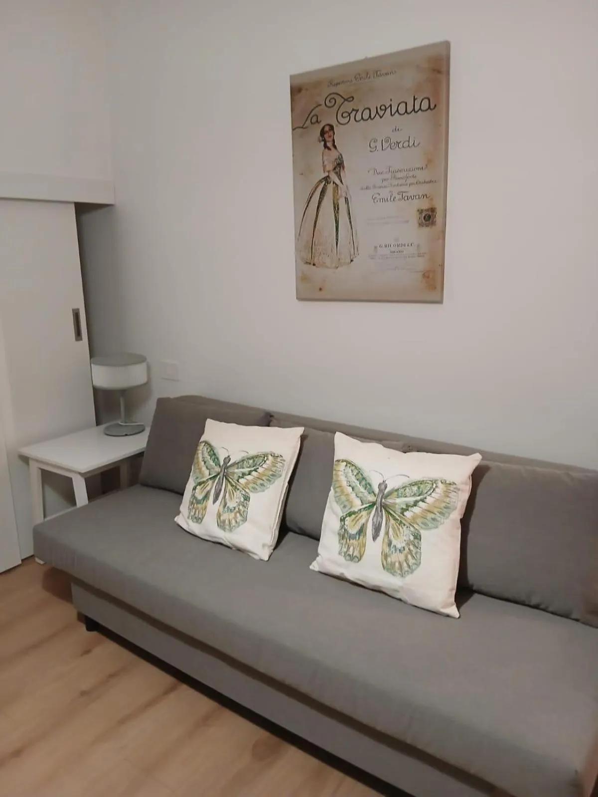 DESDEMA & OPERA Rooms