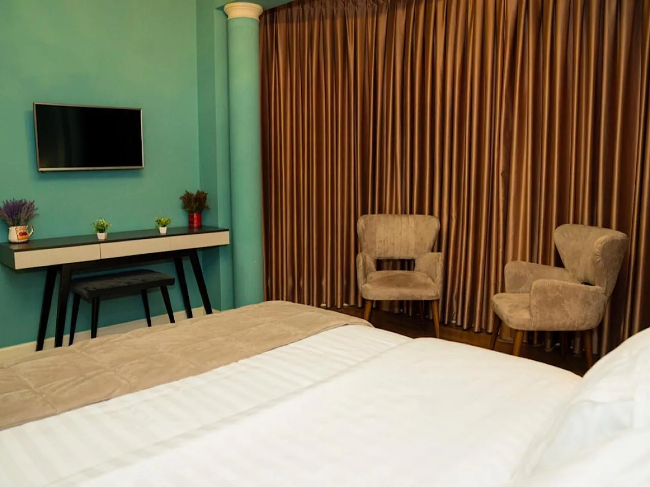 Bedroom in Hotel Vila Tirana