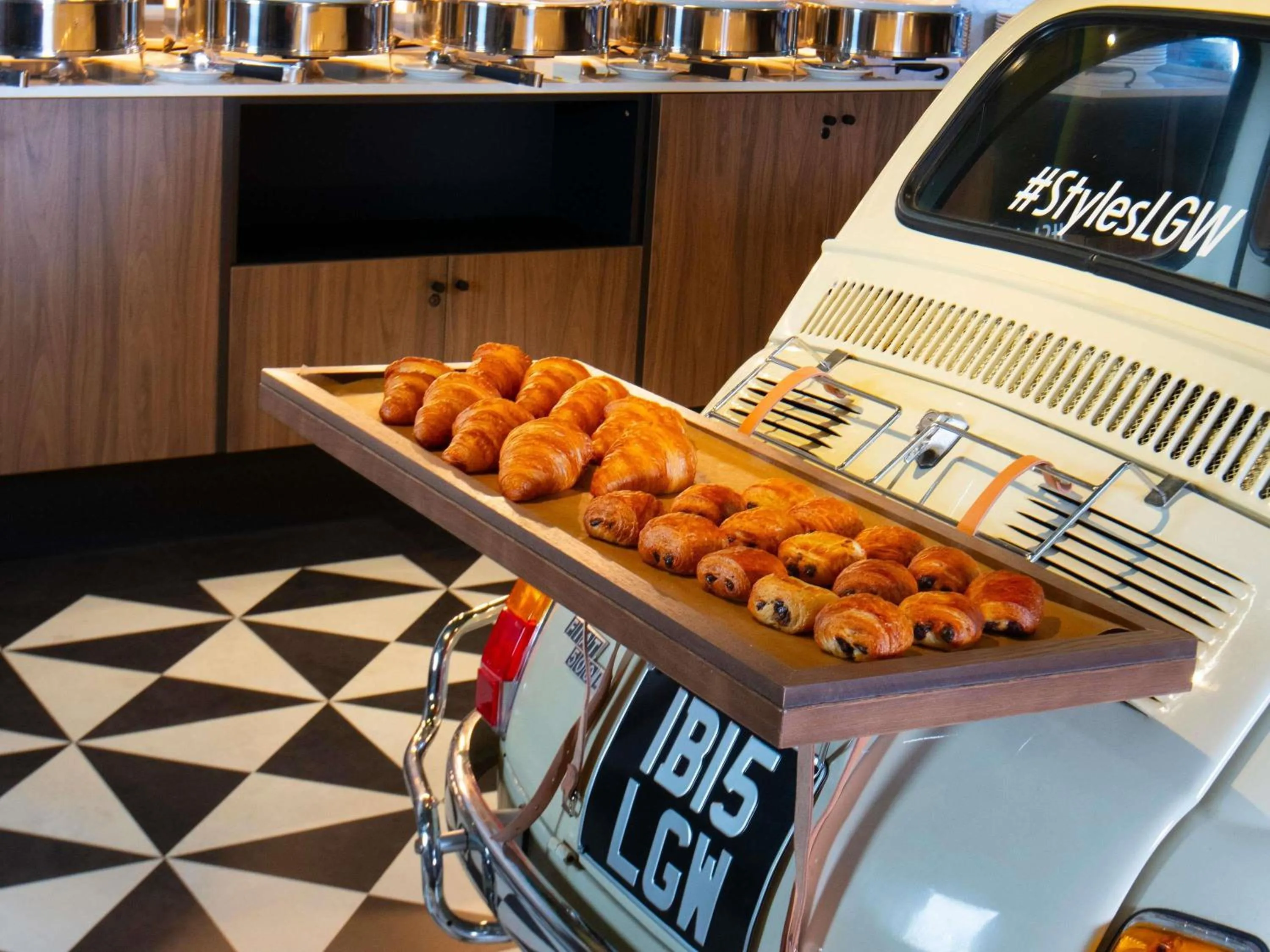 Breakfast in ibis Styles London Gatwick Airport