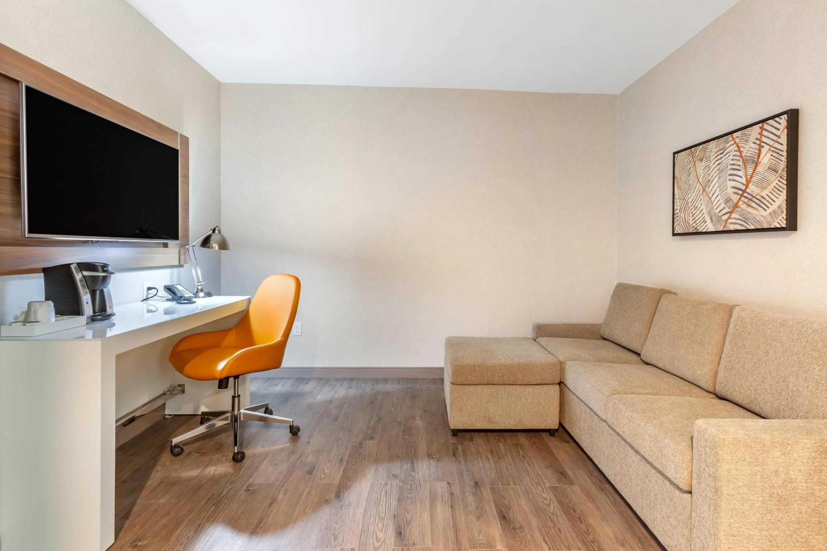 Bedroom in Cambria Hotel Plano - Richardson Garland