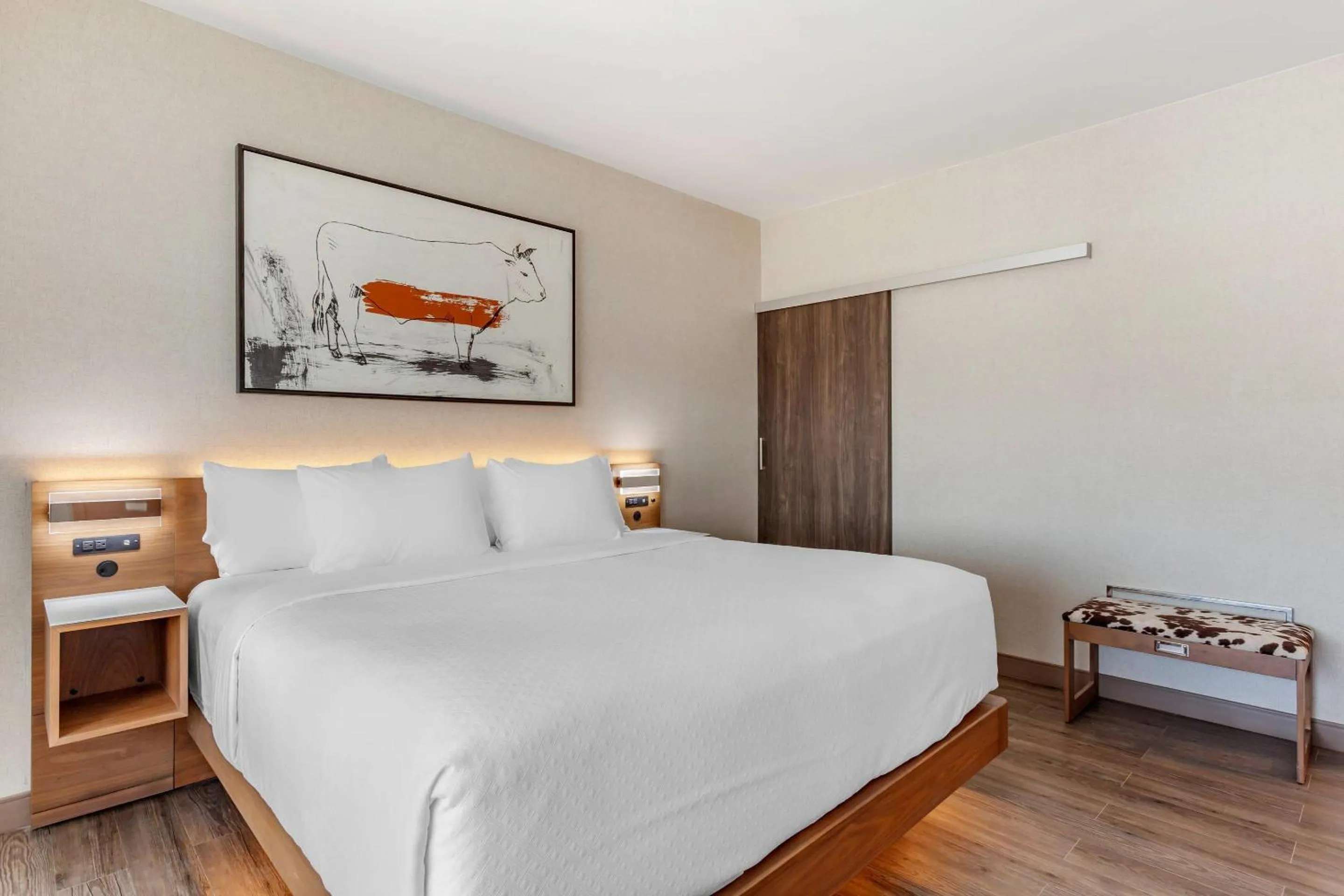 Bedroom, Bed in Cambria Hotel Plano - Richardson Garland