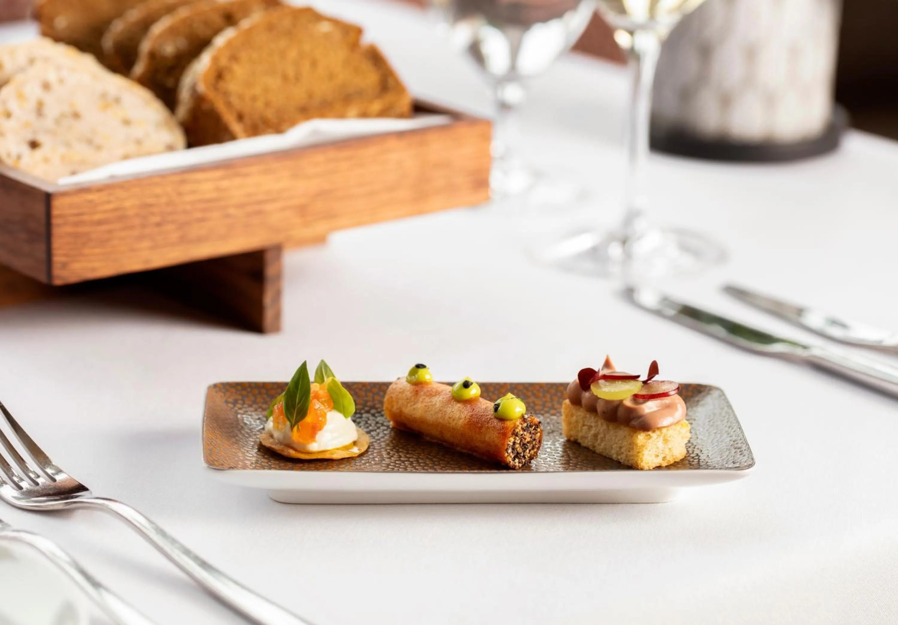 Restaurant/places to eat in SCHLOSS Roxburghe, part of Destination by Hyatt