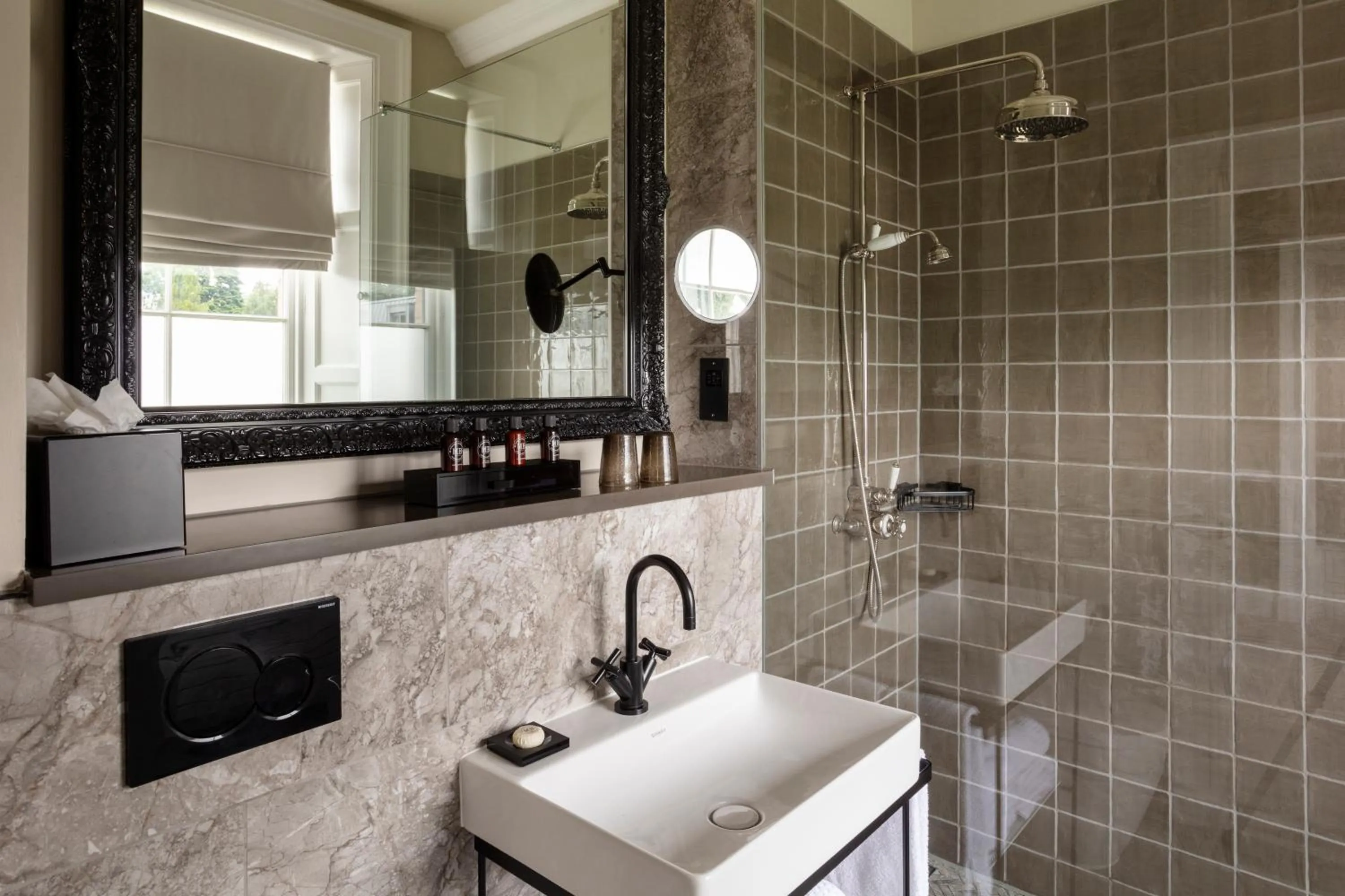 Shower in SCHLOSS Roxburghe, part of Destination by Hyatt