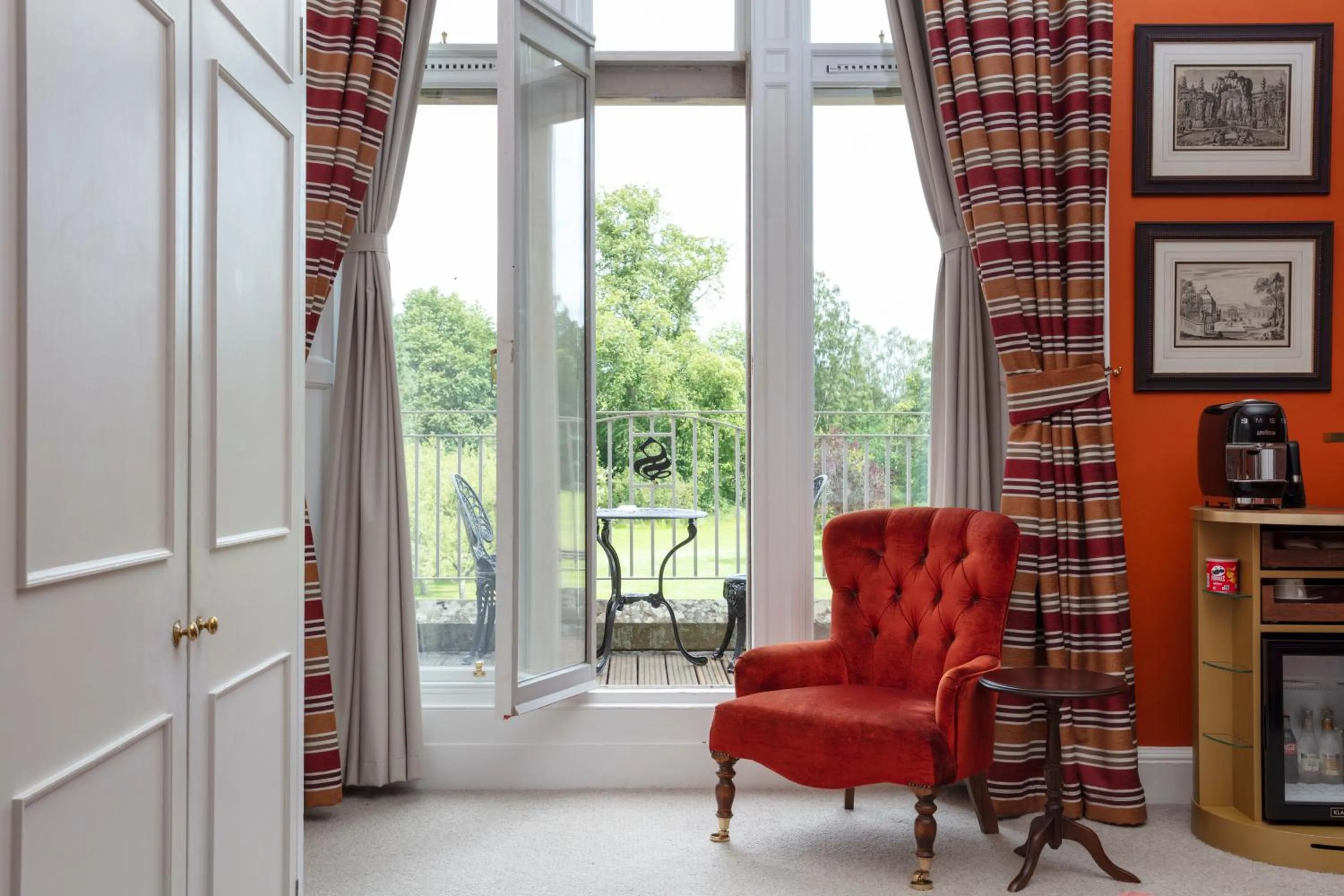 Seating area in SCHLOSS Roxburghe, part of Destination by Hyatt