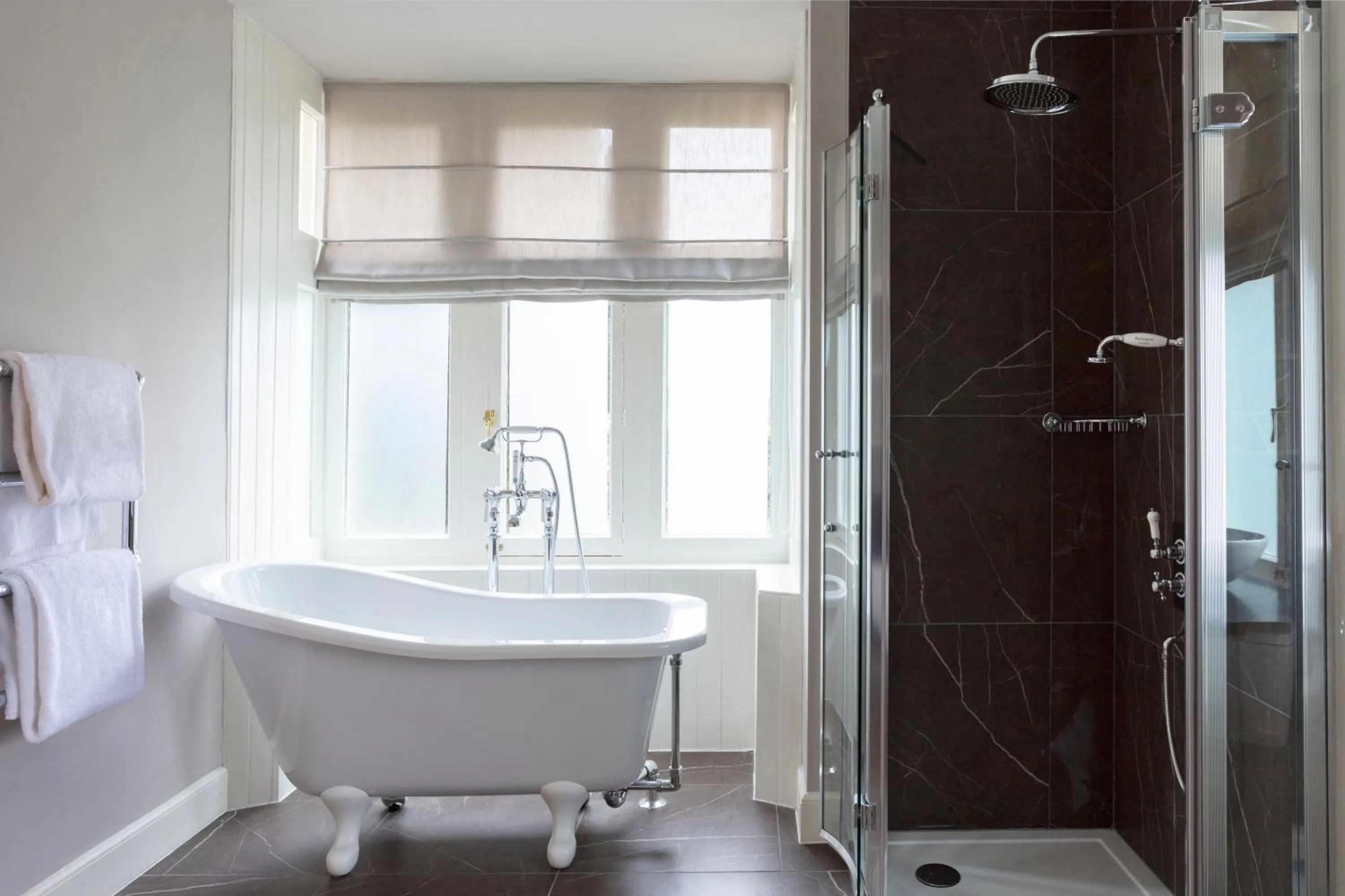 Shower in SCHLOSS Roxburghe, part of Destination by Hyatt