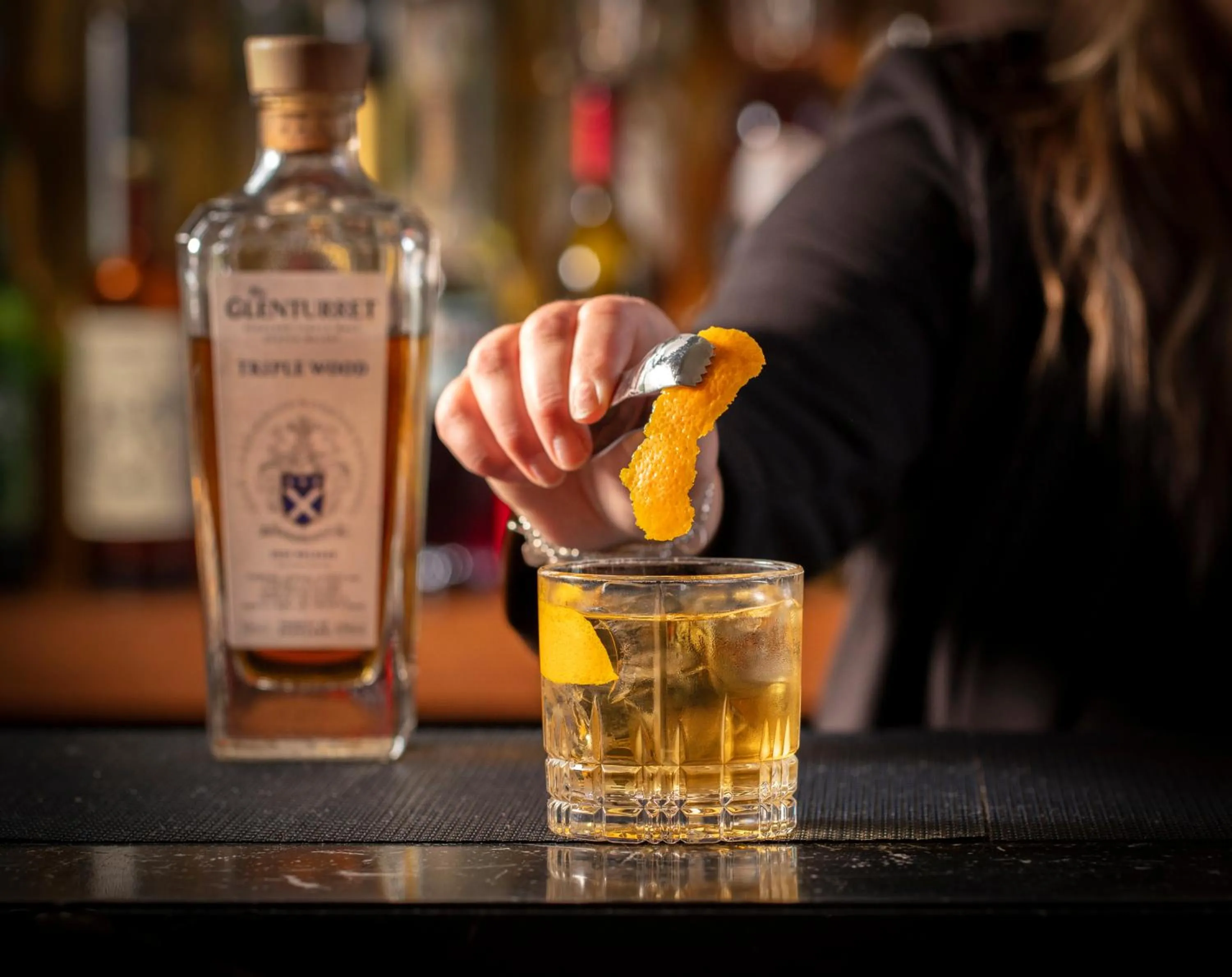 Lounge or bar in SCHLOSS Roxburghe, part of Destination by Hyatt